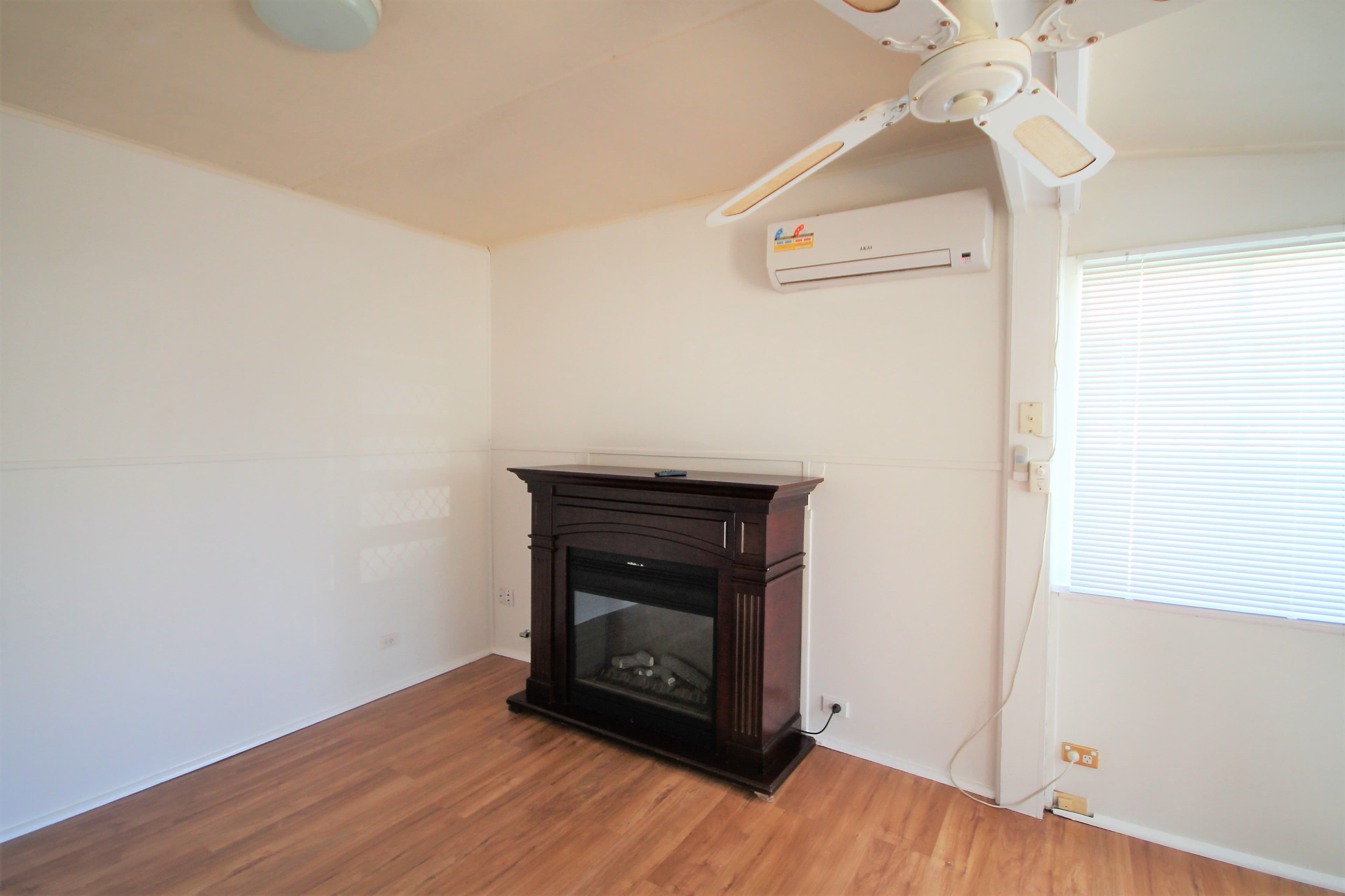 11 Miro Street, Young - Thumbnail 6