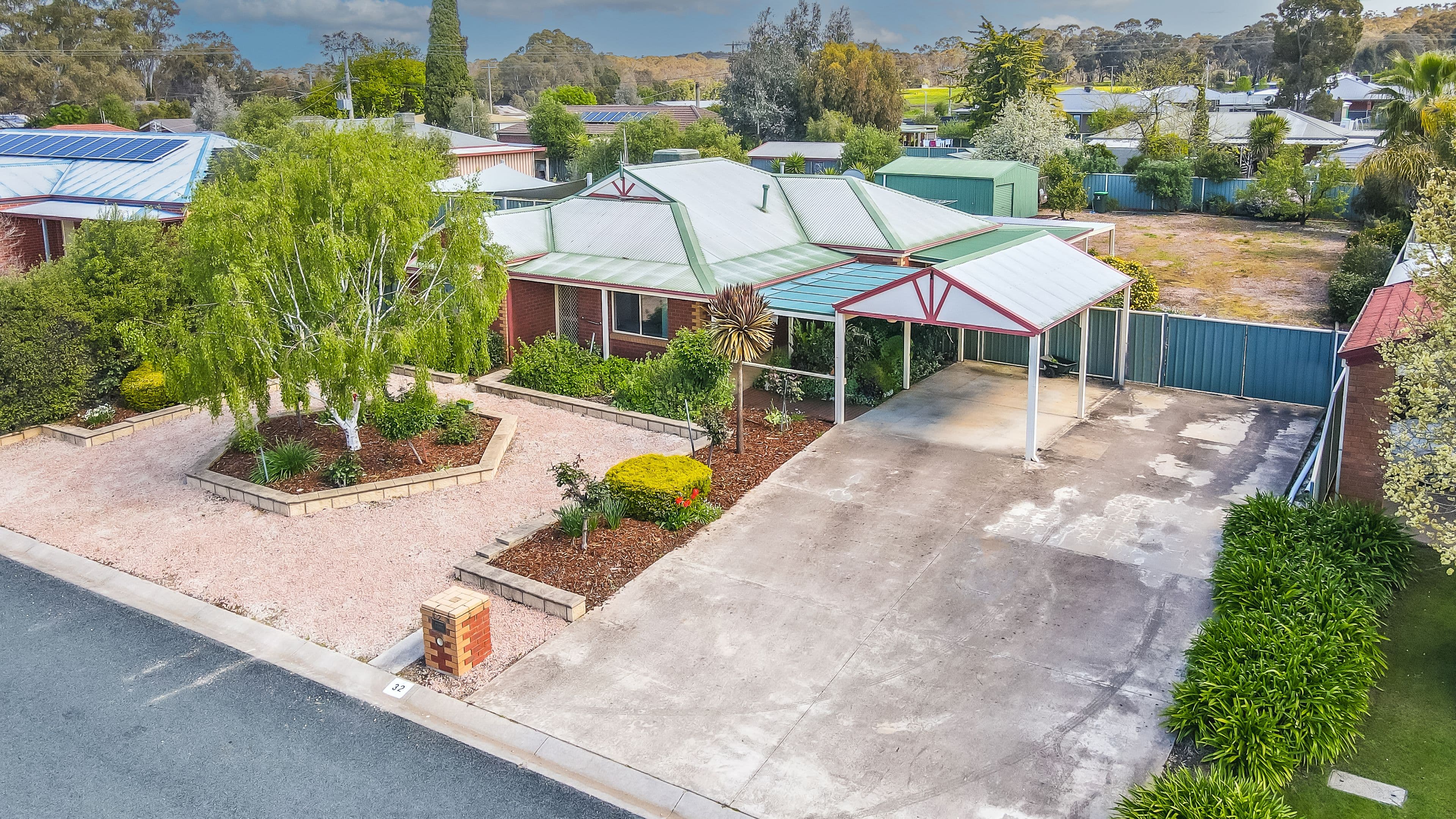 32 Sunset Drive, Strathfieldsaye VIC 3551, Strathfieldsaye - Thumbnail 2