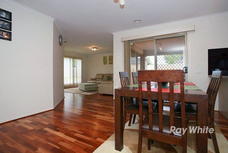 14 Bellbrae Crescent, CRANBOURNE VIC 3977, Cranbourne West - Thumbnail 4