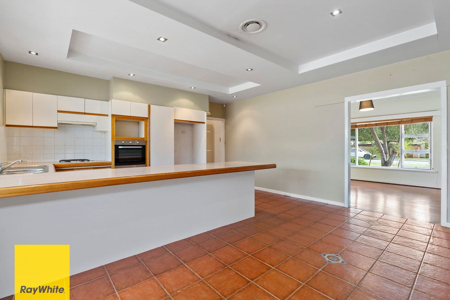 18 Thurlow Avenue, Yokine WA 6060, Yokine - Thumbnail 8