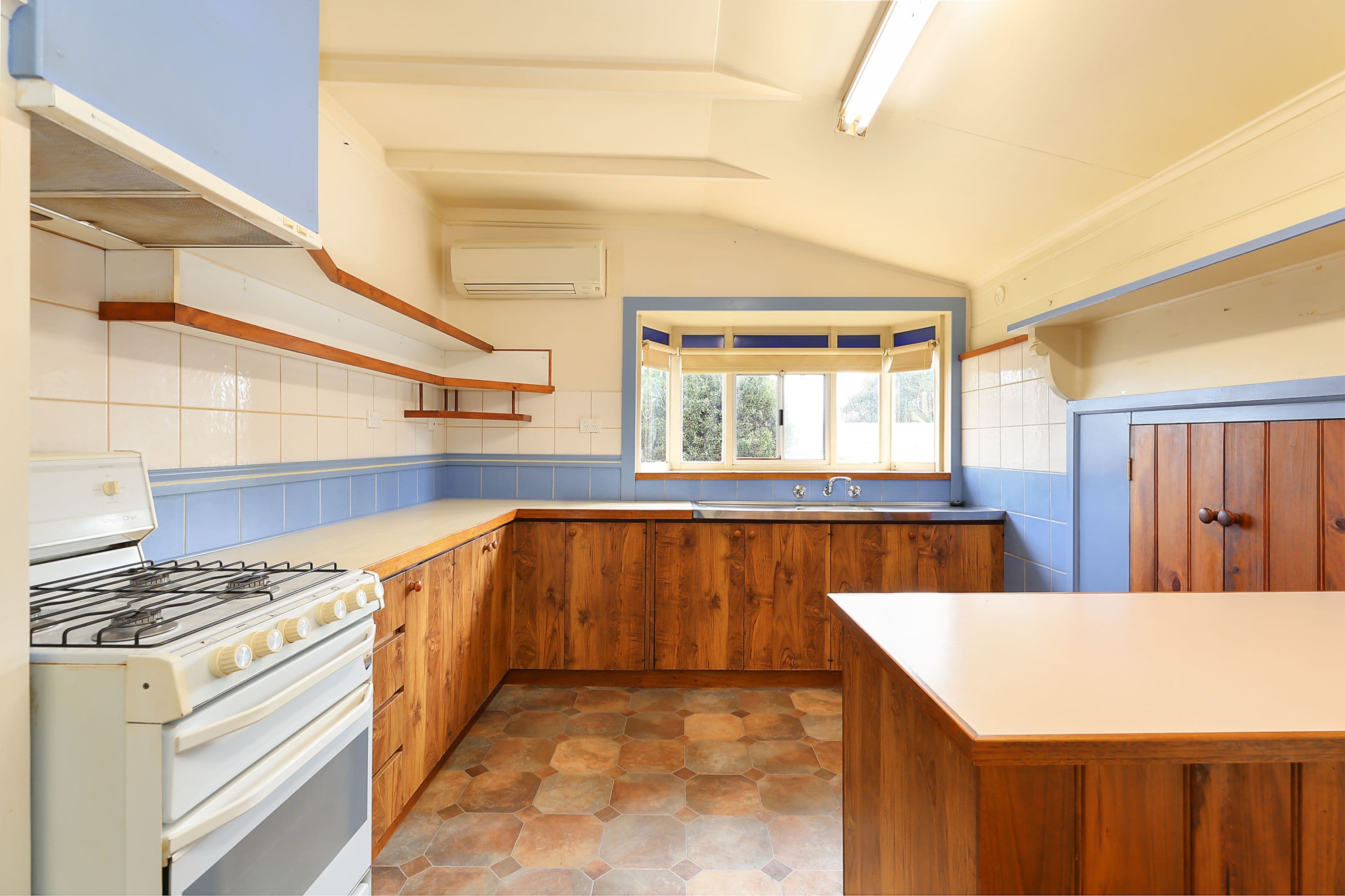 10 Scott Street, Camperdown VIC 3260, Camperdown - Thumbnail 3