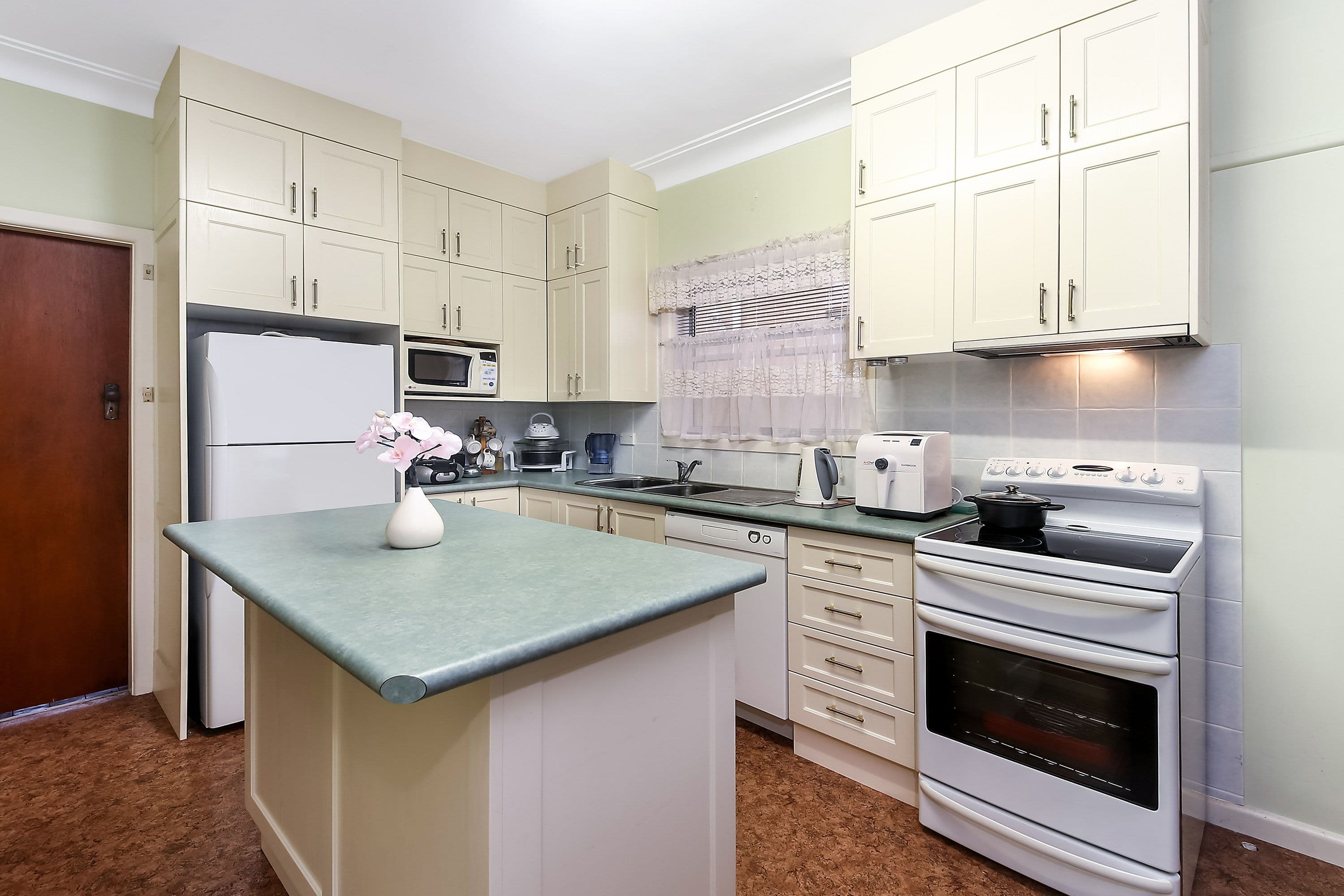 68 Caldwell Parade, Yagoona - Thumbnail 4