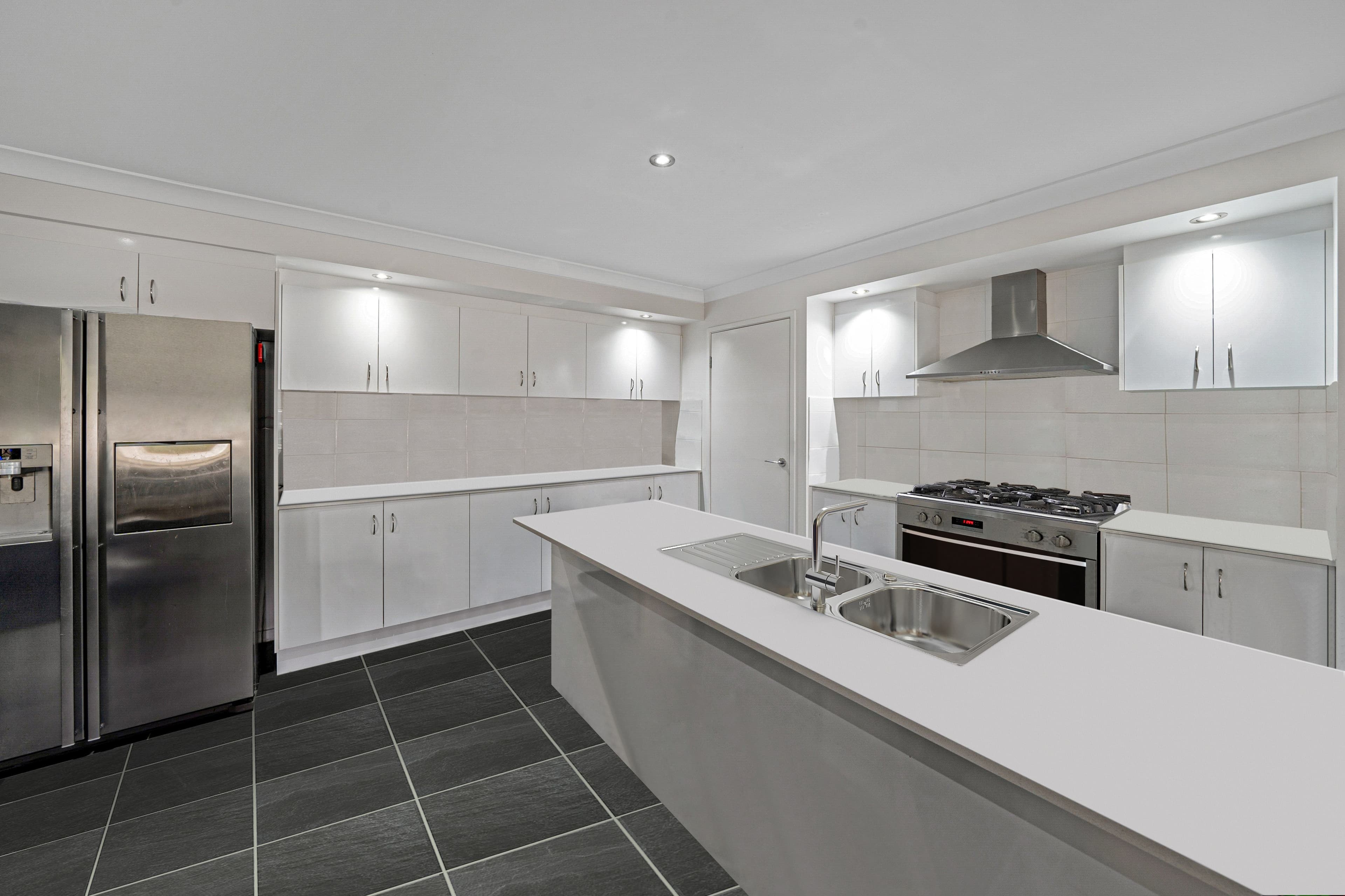 69 Sanctuary Parkway, Waterford QLD 4133, Waterford - Thumbnail 2