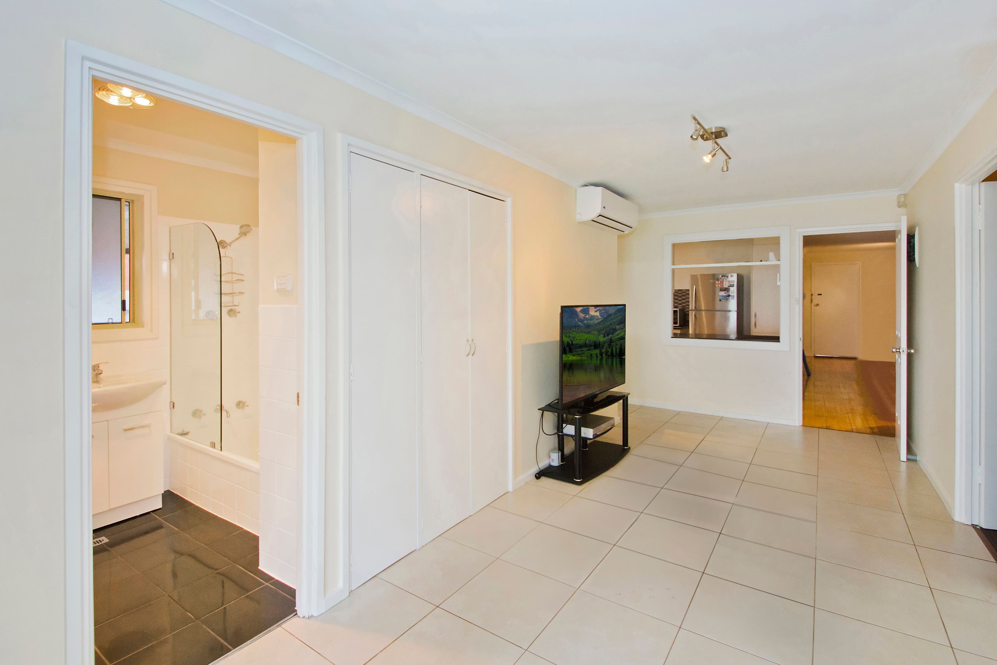 4 Taringa Road, Salisbury North SA 5108, Salisbury North - Thumbnail 6