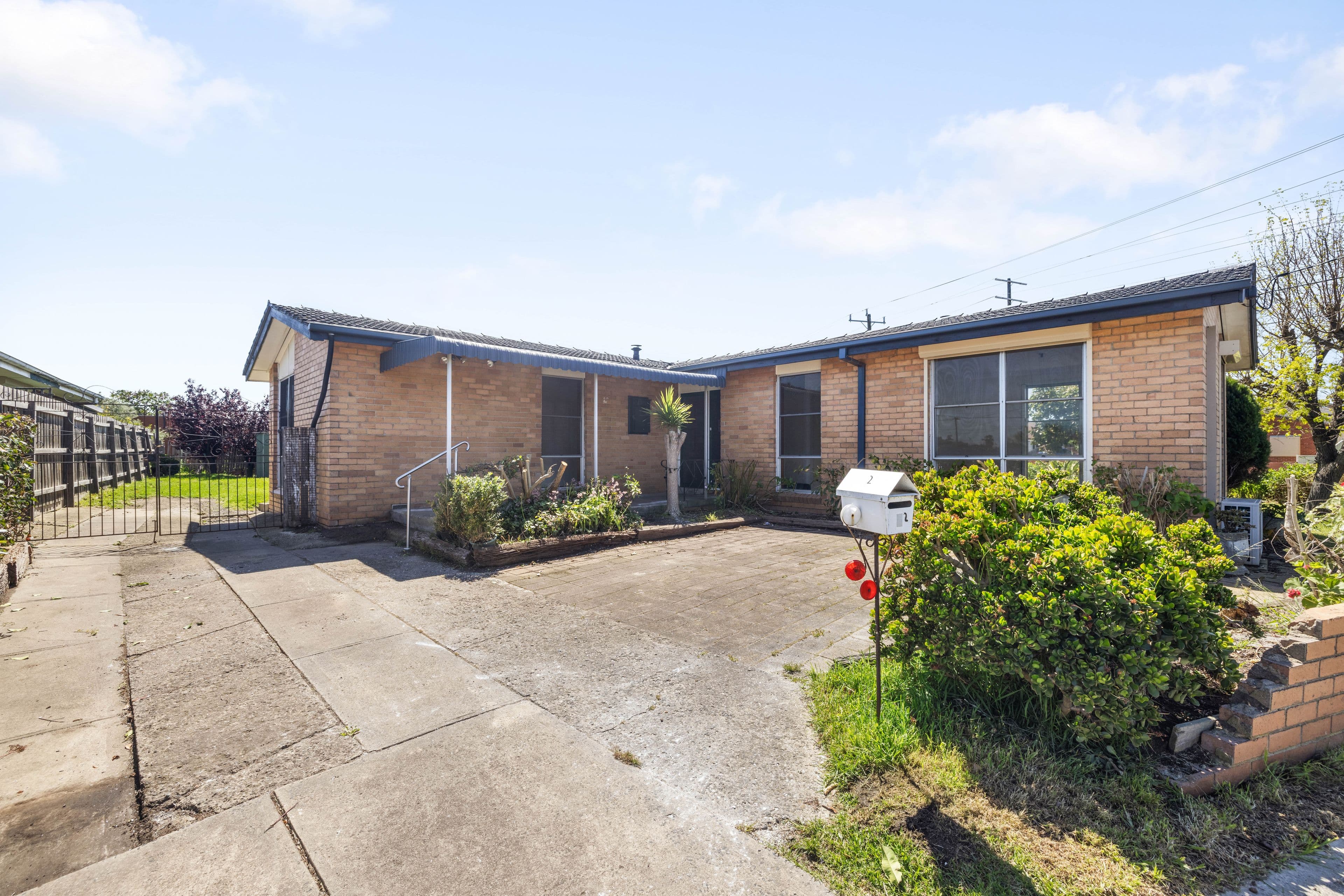 2 Hepburn Street, Dallas VIC 3047, Dallas - Thumbnail 2