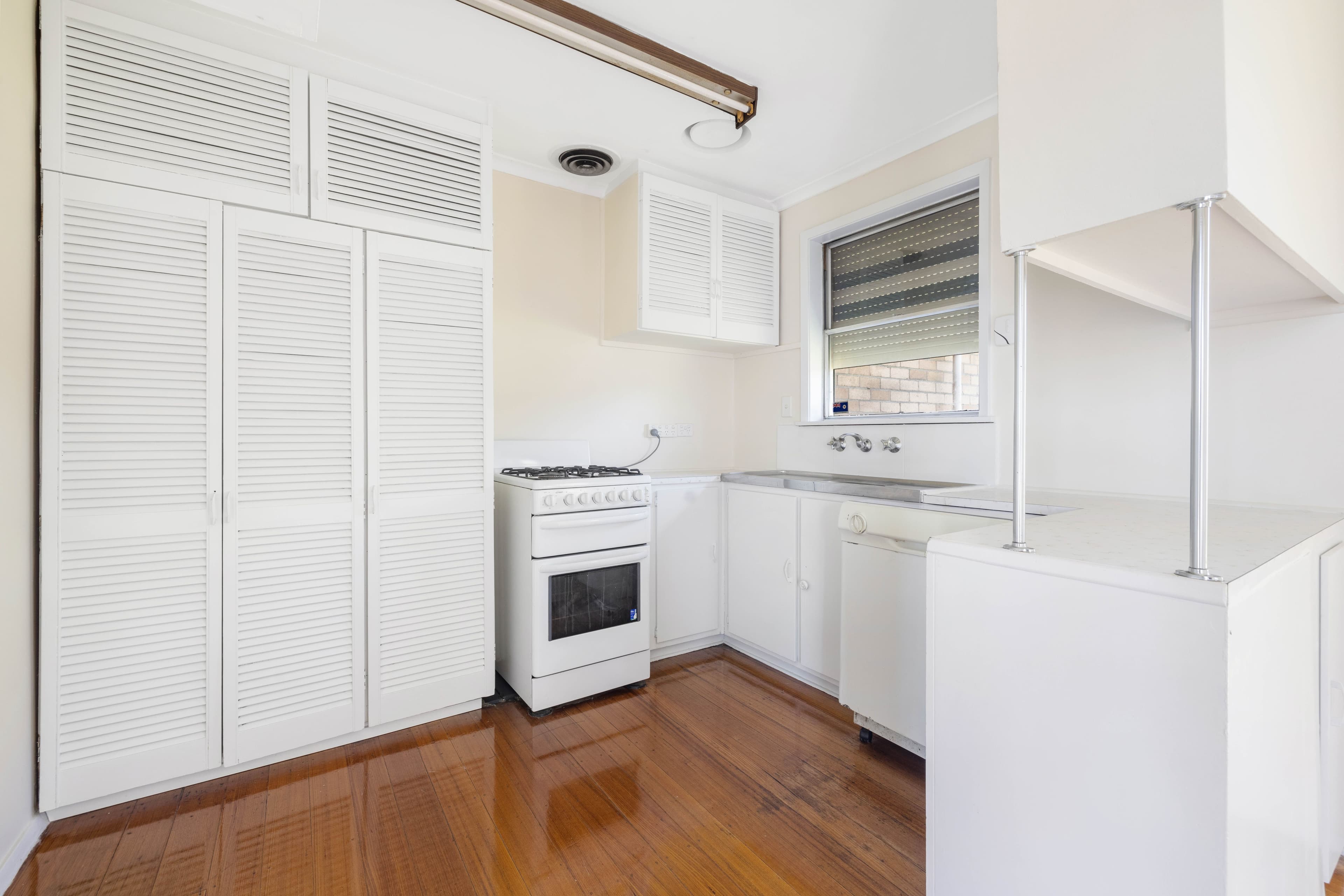 2 Hepburn Street, Dallas VIC 3047, Dallas - Thumbnail 6