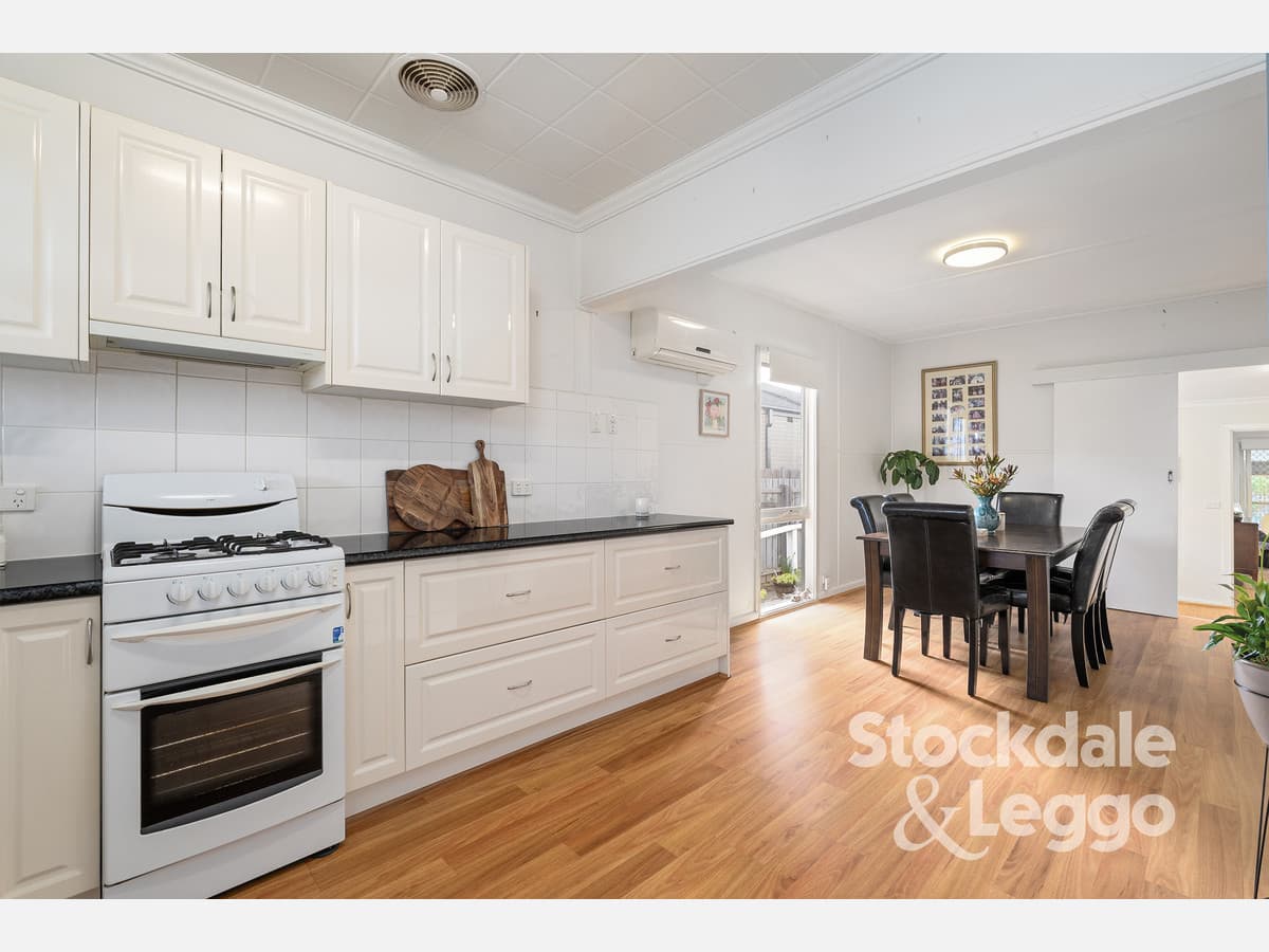 117 Seventh Avenue, Rosebud VIC 3939, Rosebud - Thumbnail 2