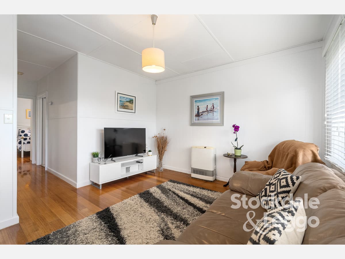 117 Seventh Avenue, Rosebud VIC 3939, Rosebud - Thumbnail 4
