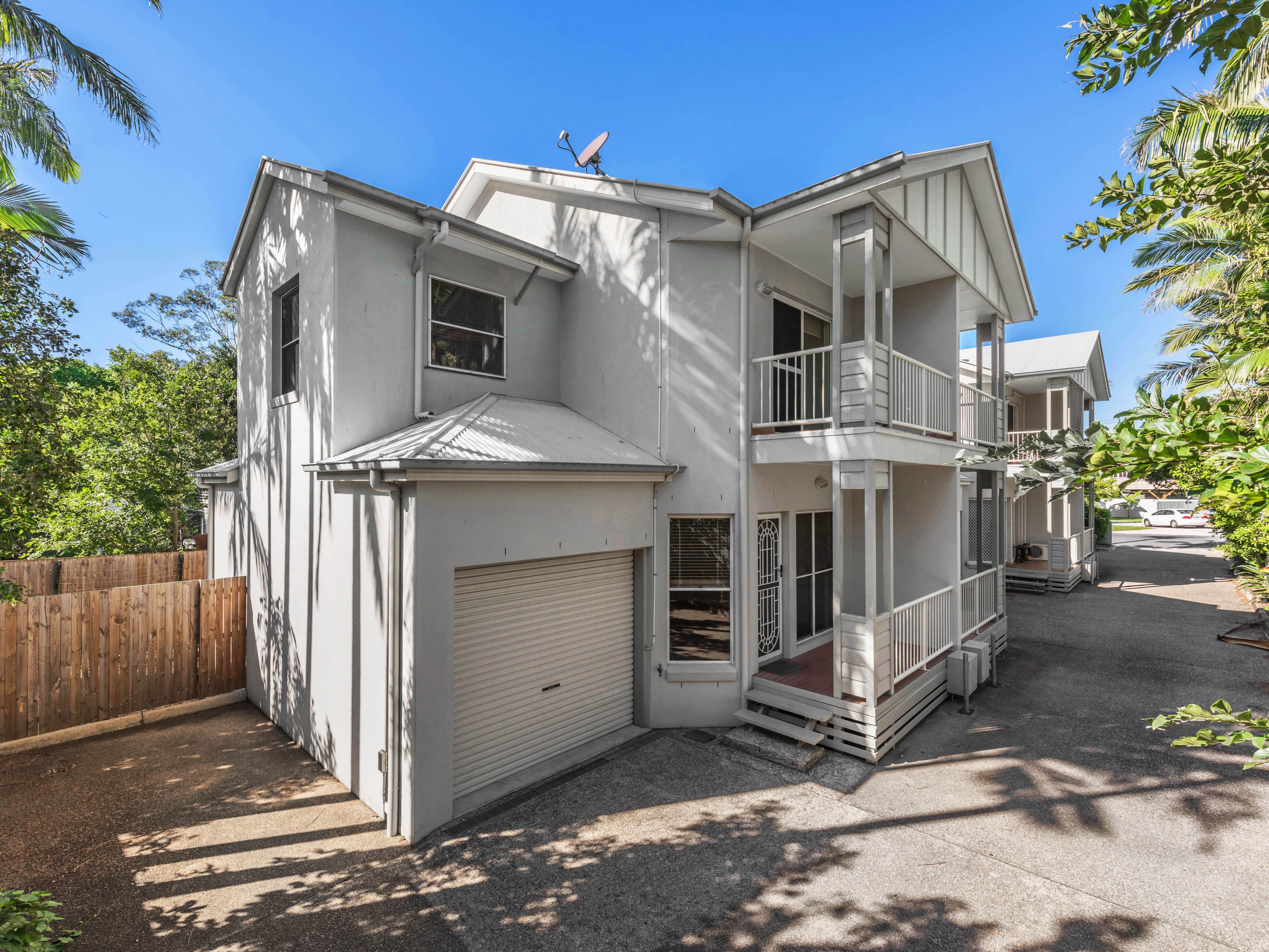 11 Beatrice Street, Hawthorne QLD 4171, Hawthorne - Image 1