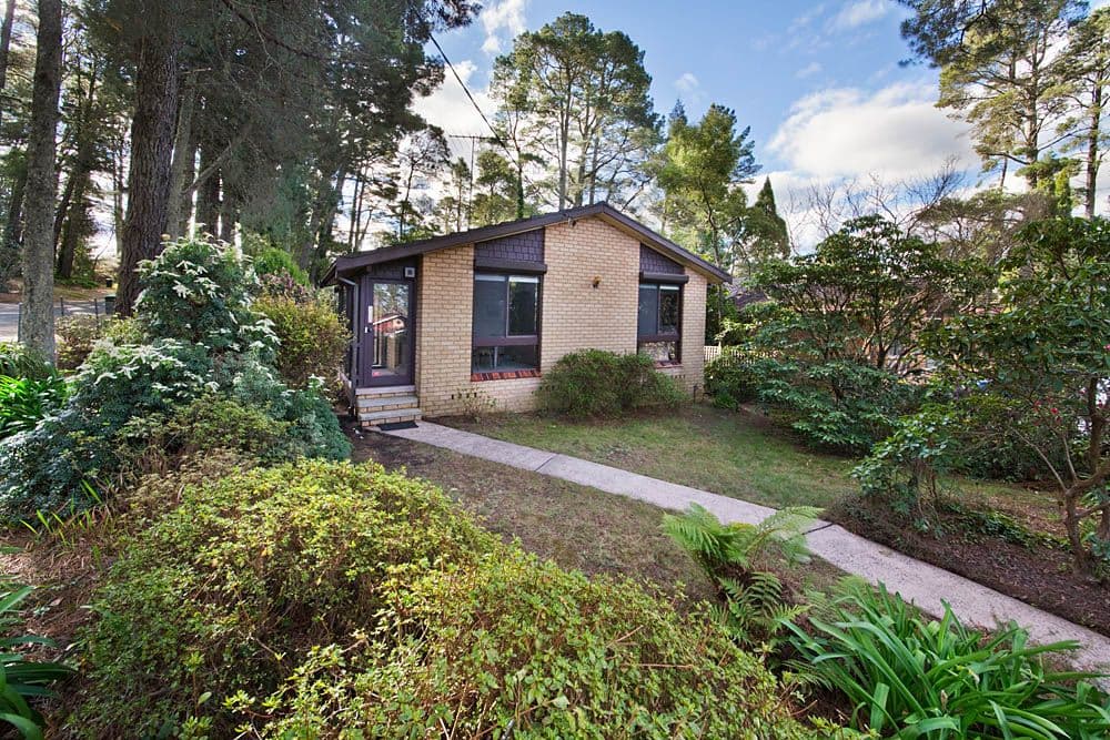 42 Cross Street, Blackheath - Image 1