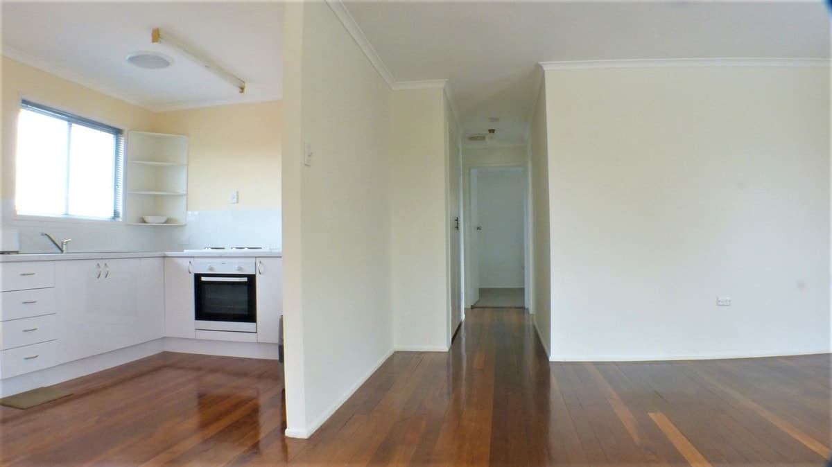 42 Thompson Street, DECEPTION BAY, Deception Bay - Thumbnail 2