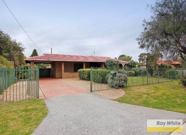 31 Blaxland Way, PADBURY WA 6025, Padbury - Image 1