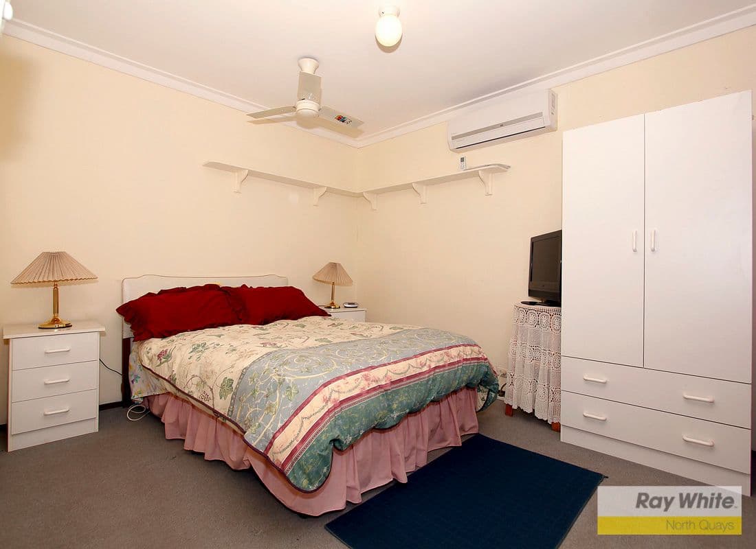 31 Blaxland Way, PADBURY WA 6025, Padbury - Thumbnail 4