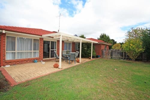 2 John Dwyer Crescent, BUNGENDORE NSW 2621, Bungendore - Thumbnail 2