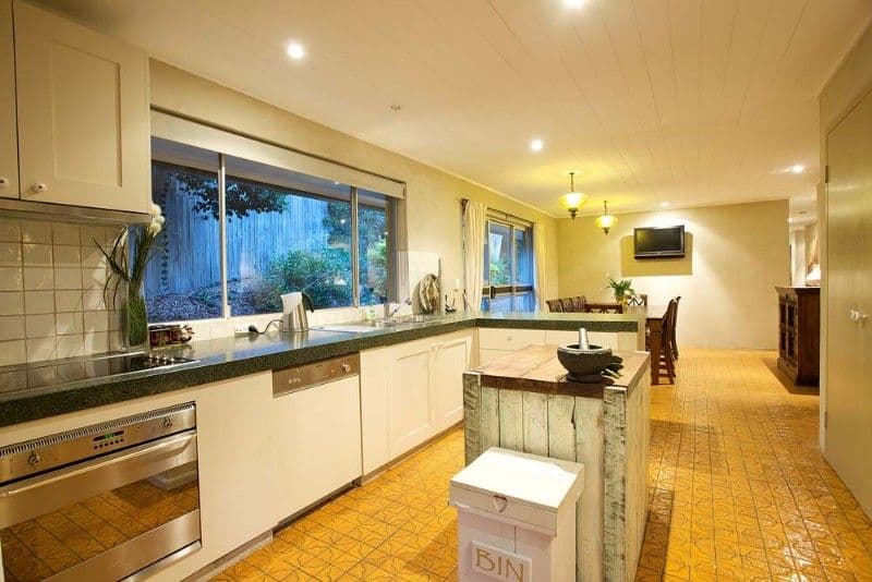 8 Milpera Street, ASHGROVE QLD 4060, Ashgrove - Thumbnail 5