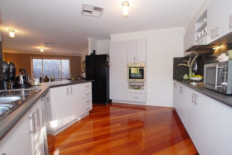 2 Conifer Court, LYSTERFIELD VIC 3156, Lysterfield - Thumbnail 3