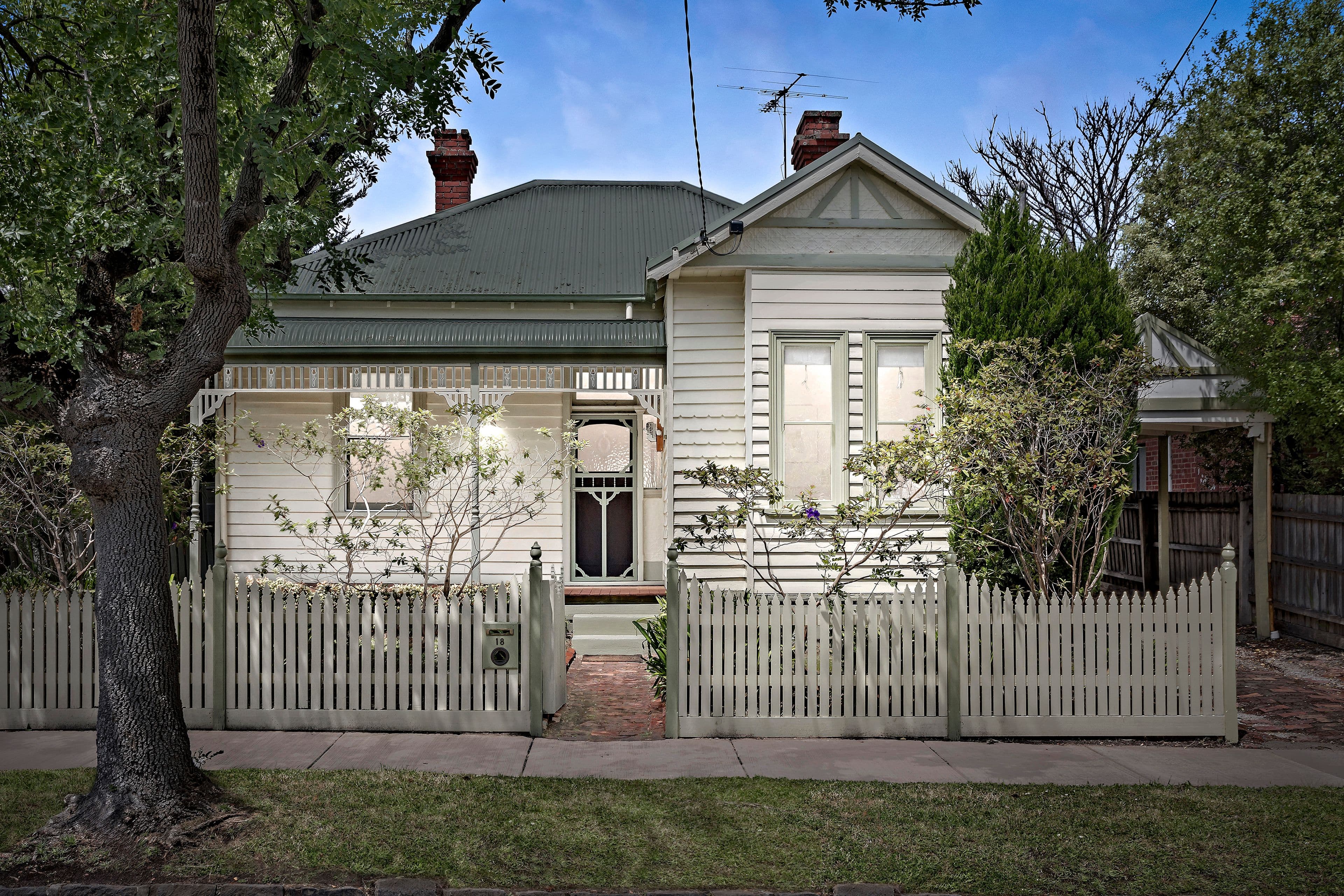 18 William Street, Oakleigh VIC 3166, Oakleigh - Image 1