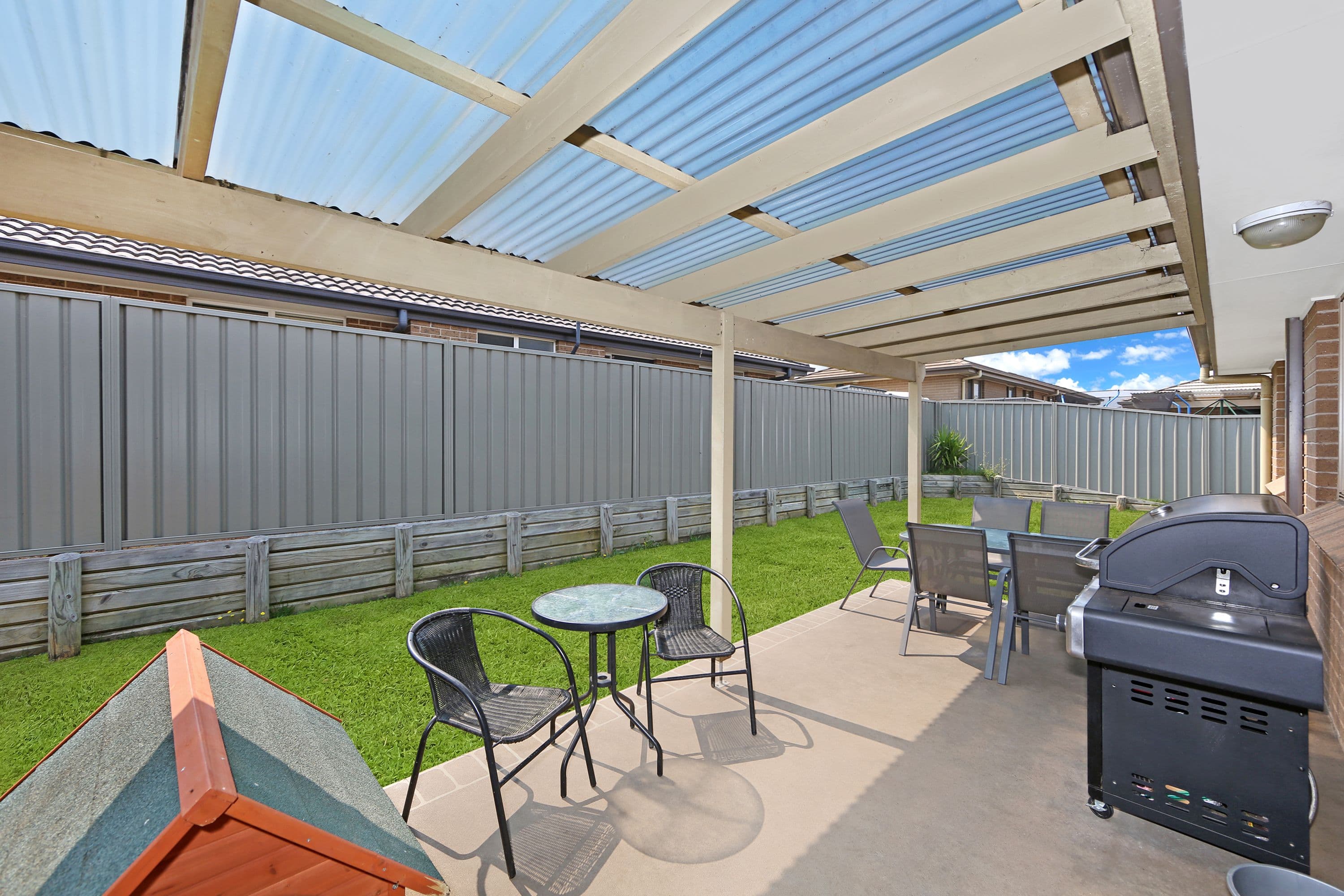 75 Georgia Drive, Hamlyn Terrace - Thumbnail 3