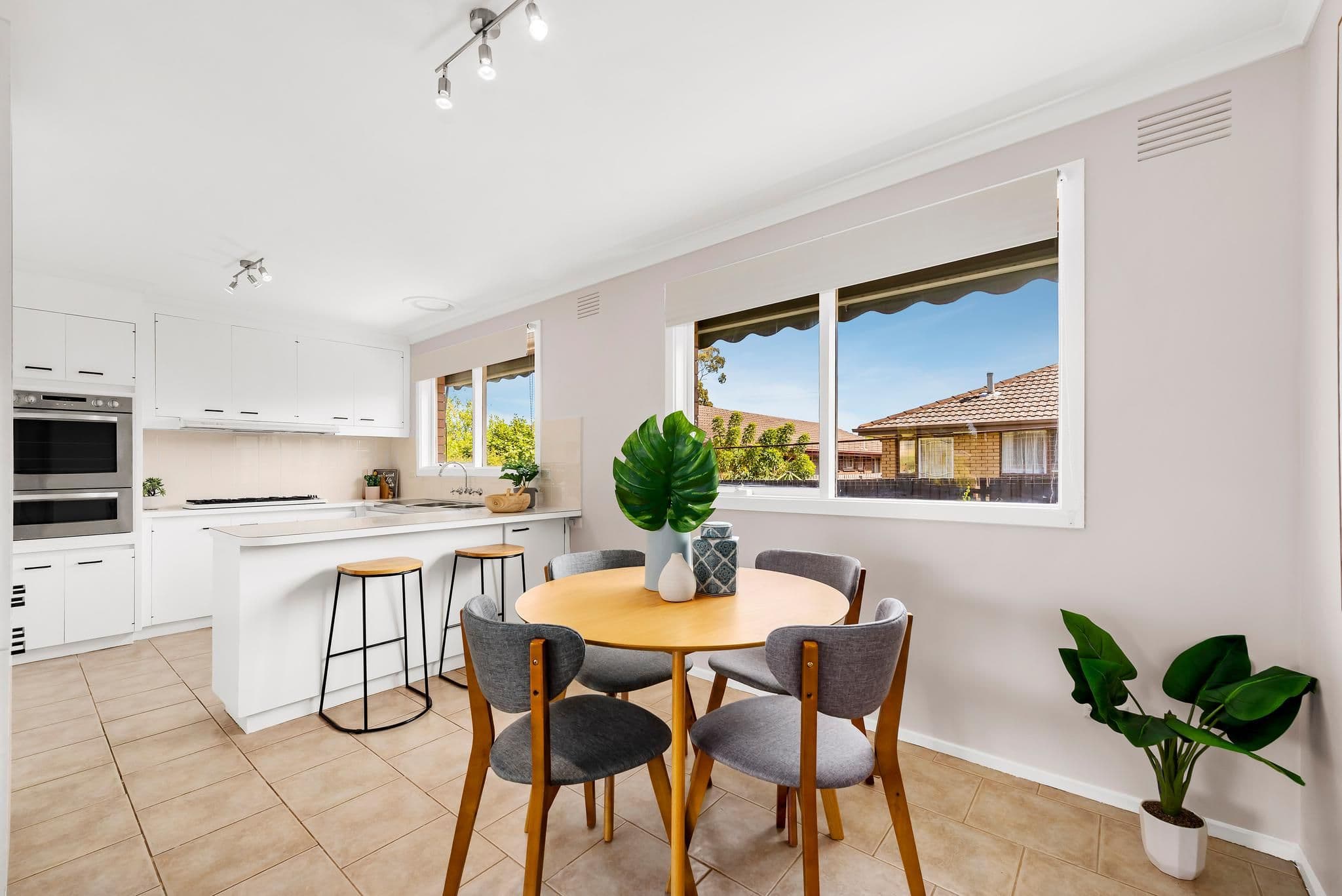 25 Quentin Street, Forest Hill VIC 3131, Forest Hill - Thumbnail 3