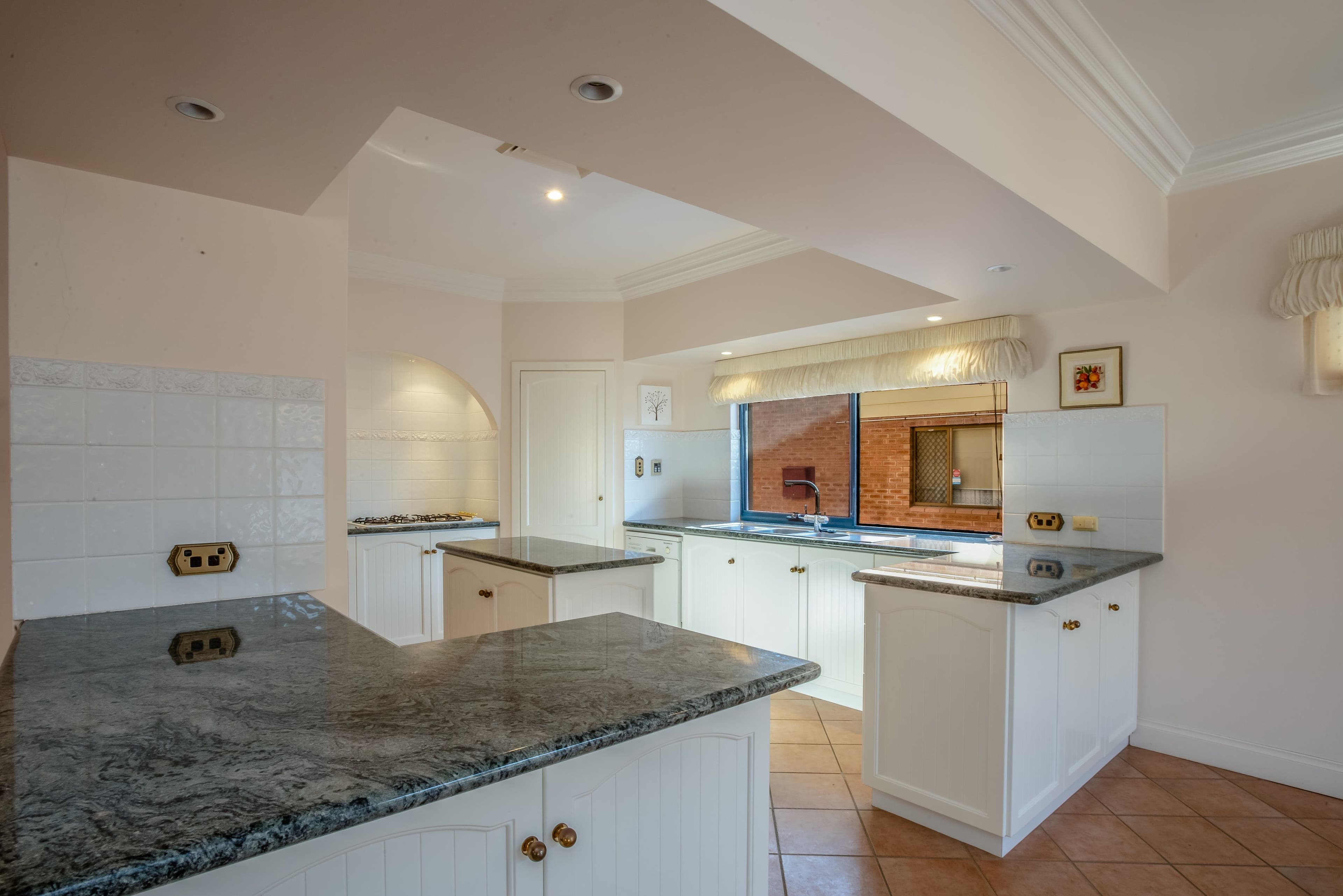 112 George Road, Geraldton WA 6530, Geraldton - Thumbnail 4