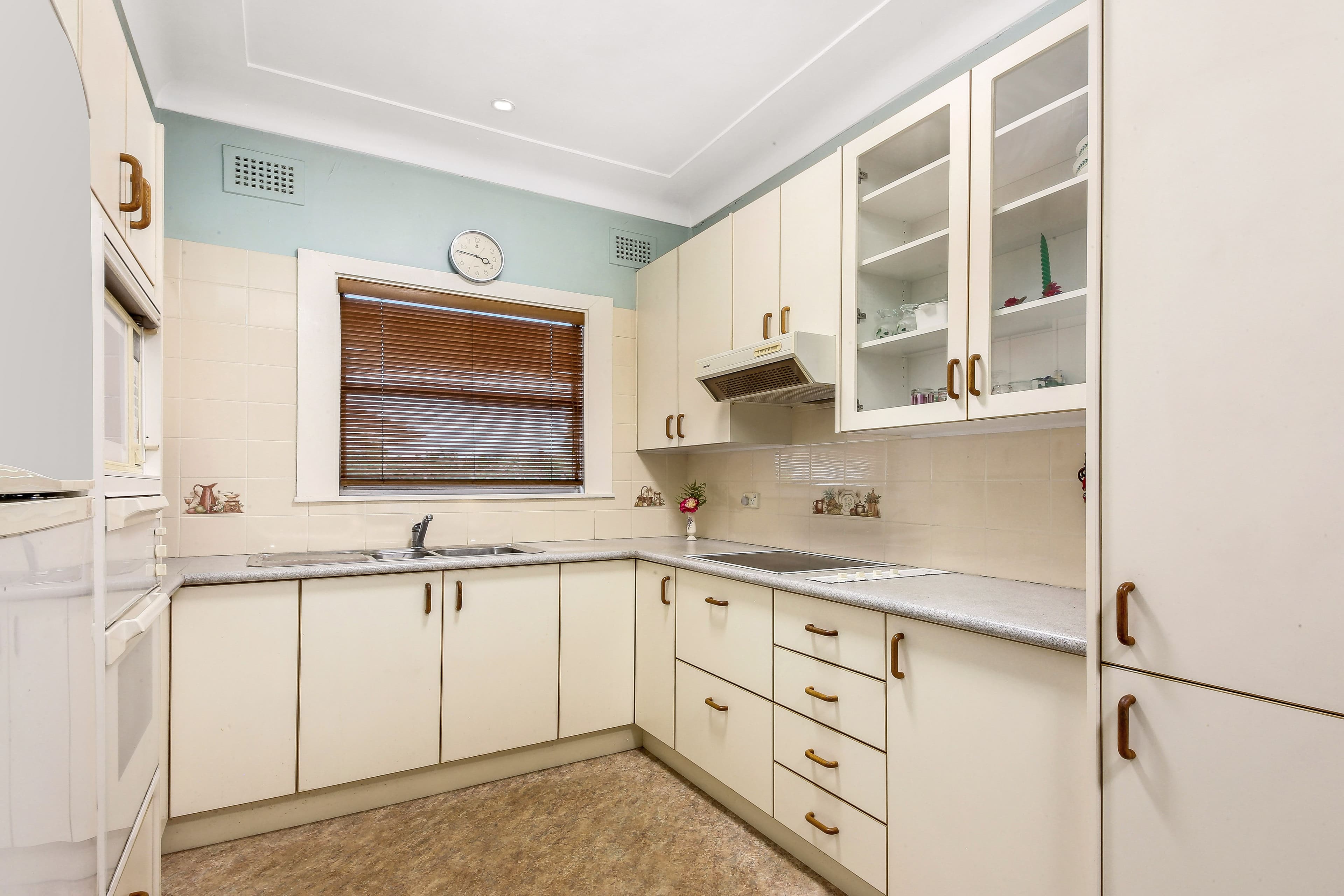 16 Elizabeth Crescent, Yagoona NSW 2199, Yagoona - Thumbnail 4