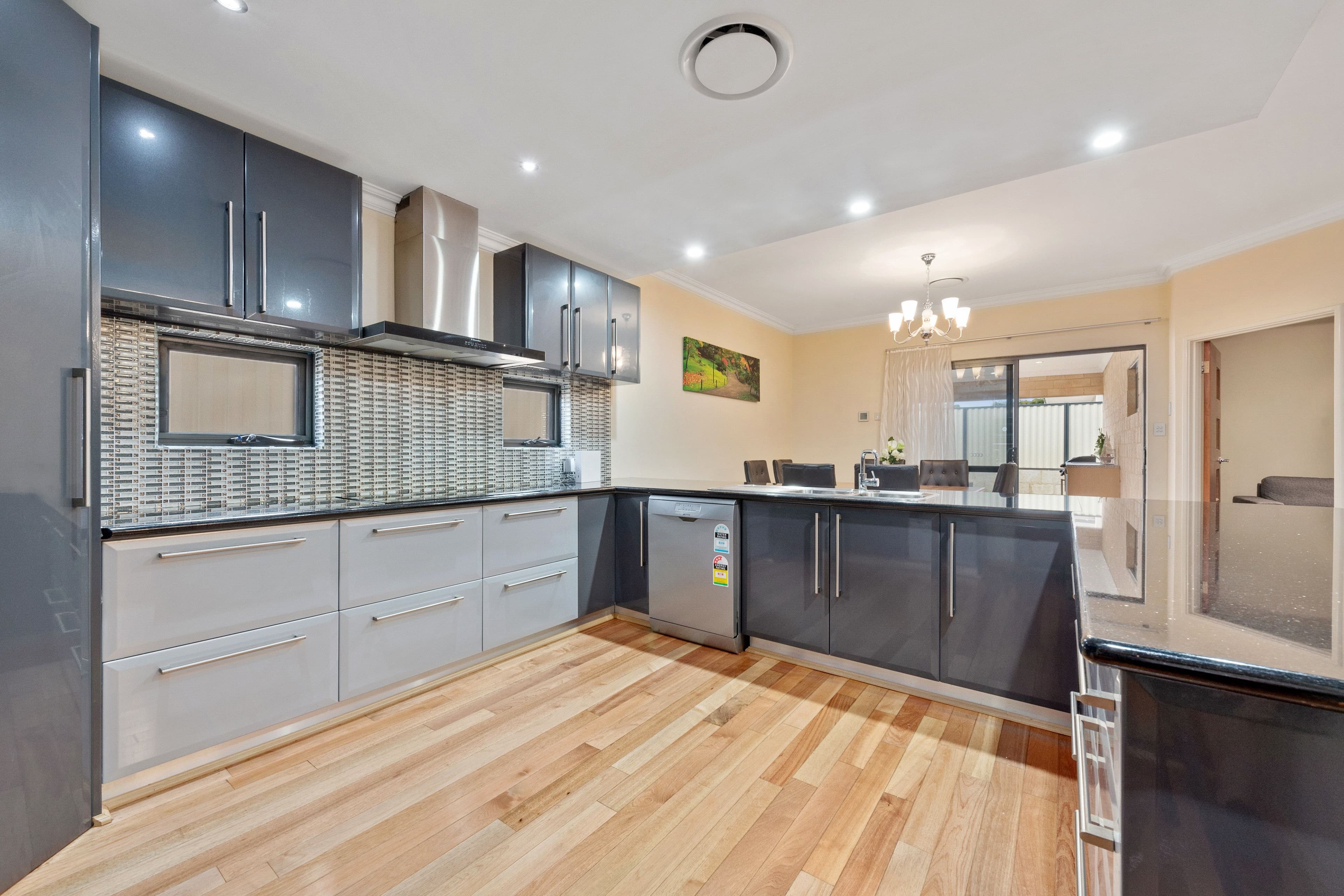 3 Westbury Lane, Madeley WA 6065, Madeley - Thumbnail 2