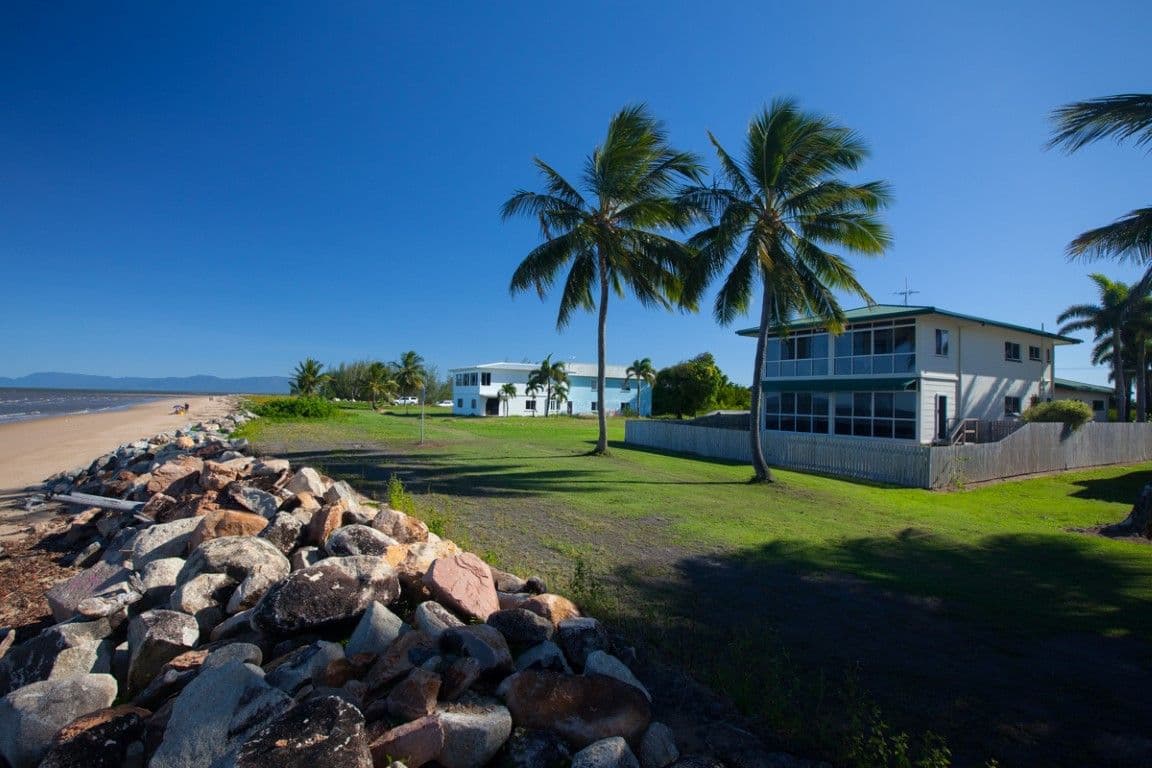 12 Taylor Street, Tully Heads QLD 4854, Tully Heads - Thumbnail 3