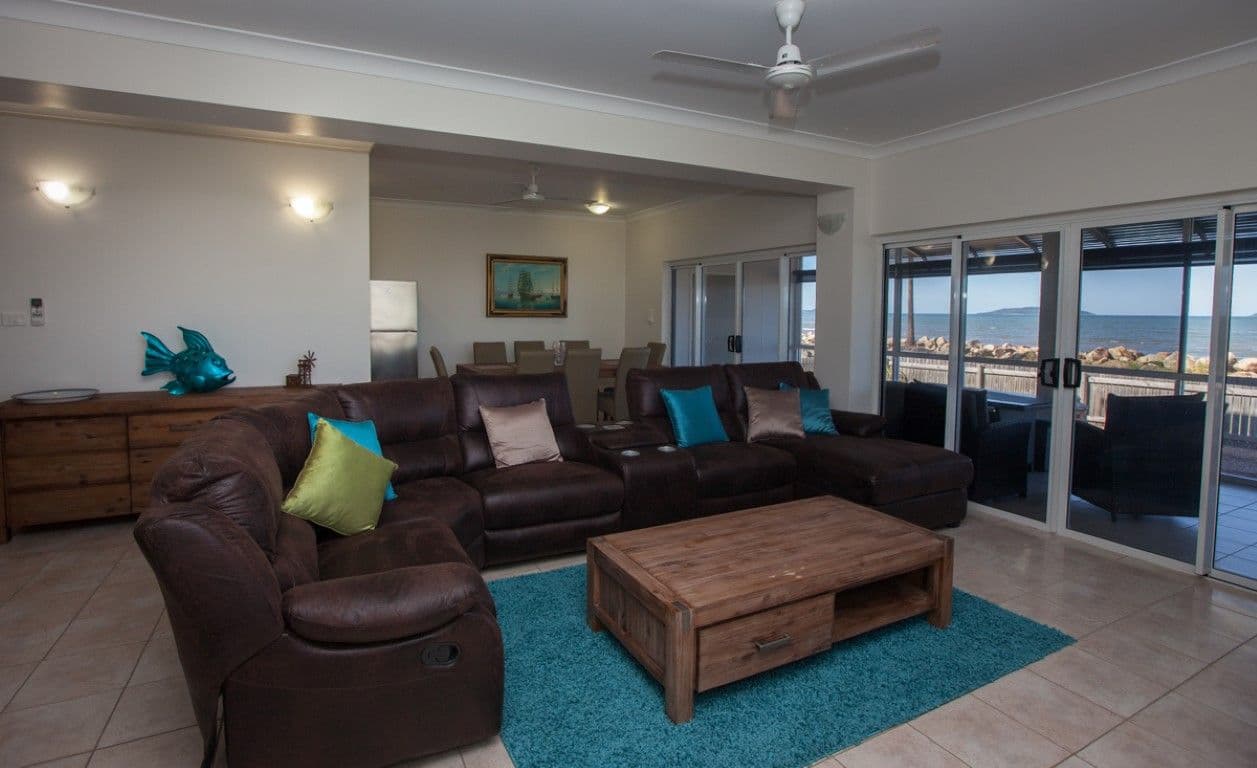 12 Taylor Street, Tully Heads QLD 4854, Tully Heads - Thumbnail 6