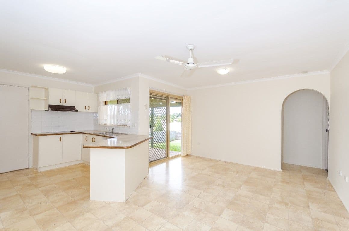 5 Fairbairn Place, Clinton QLD 4680, Clinton - Thumbnail 2