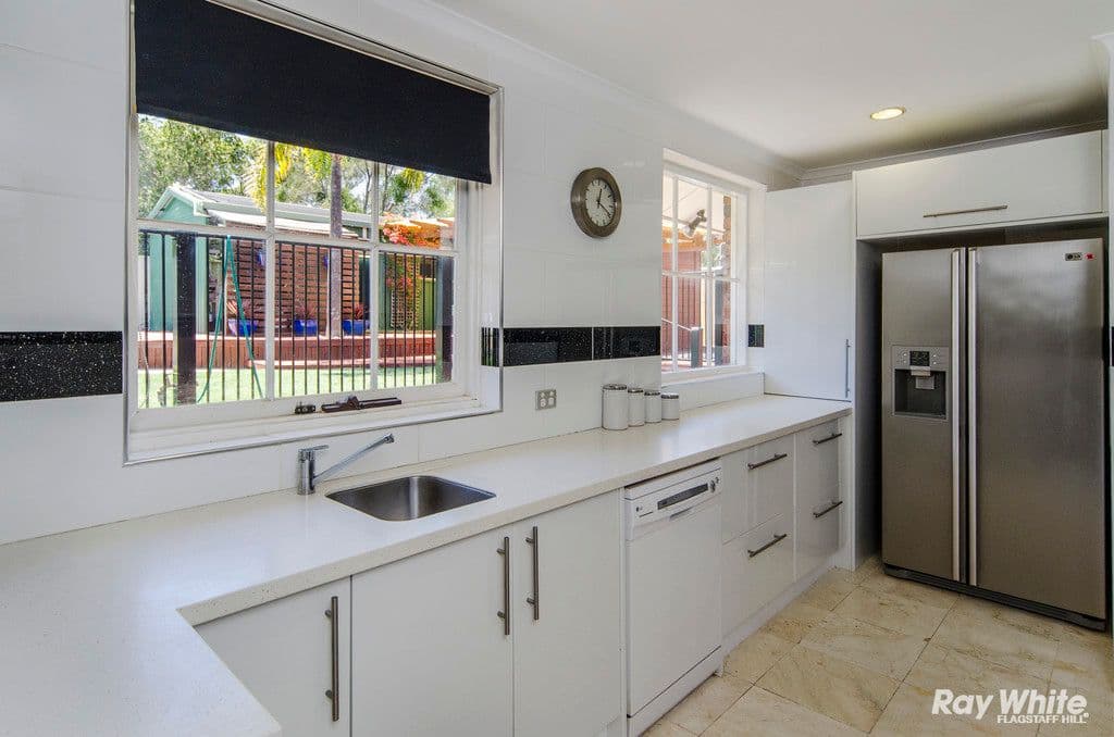 11 Corsair Street, Flagstaff Hill SA 5159, Flagstaff Hill - Thumbnail 4