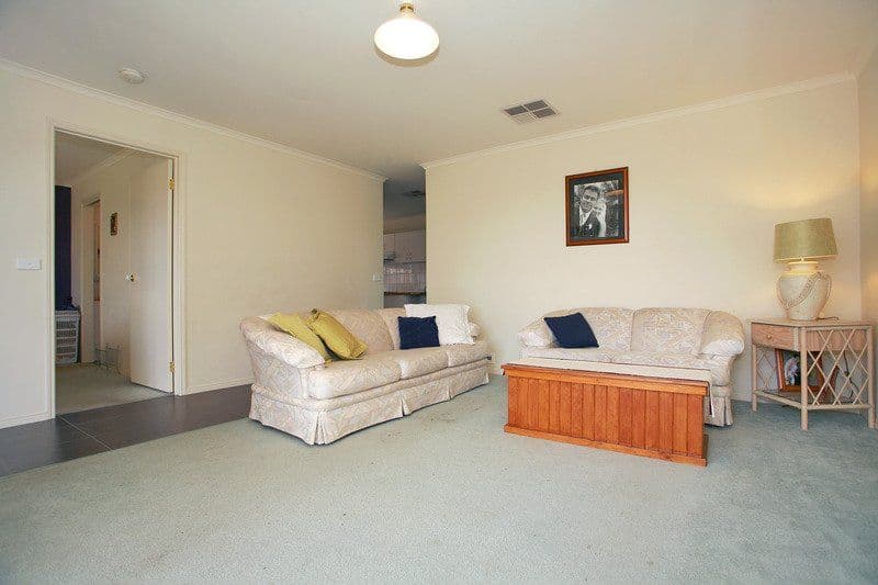 29 Bellbrae Crescent, CRANBOURNE VIC 3977, Cranbourne West - Thumbnail 6