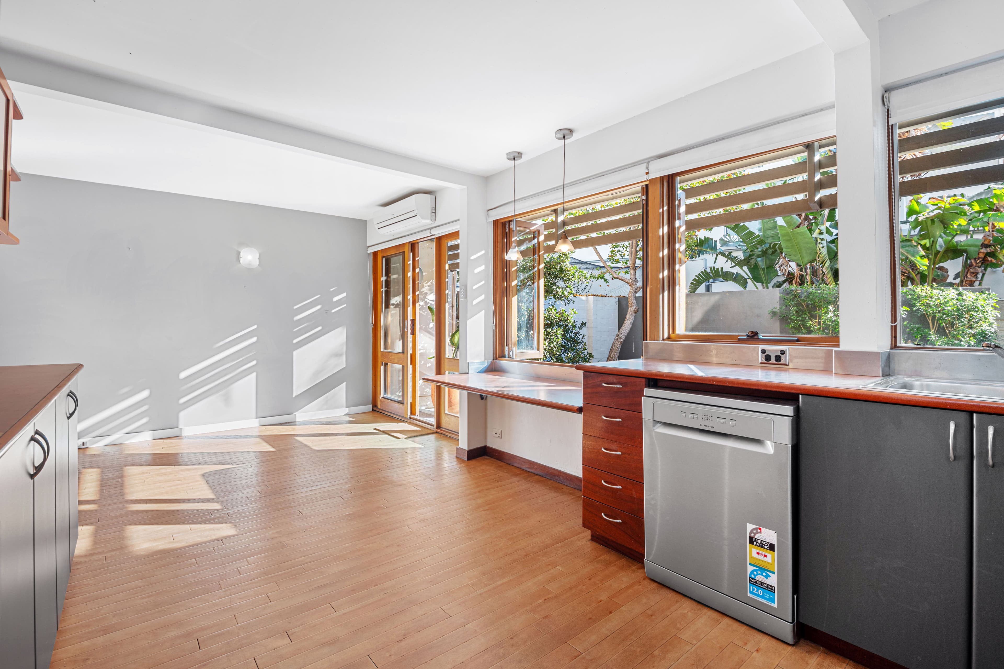 2 Freshwater Close, Claremont WA 6010, Claremont - Thumbnail 5