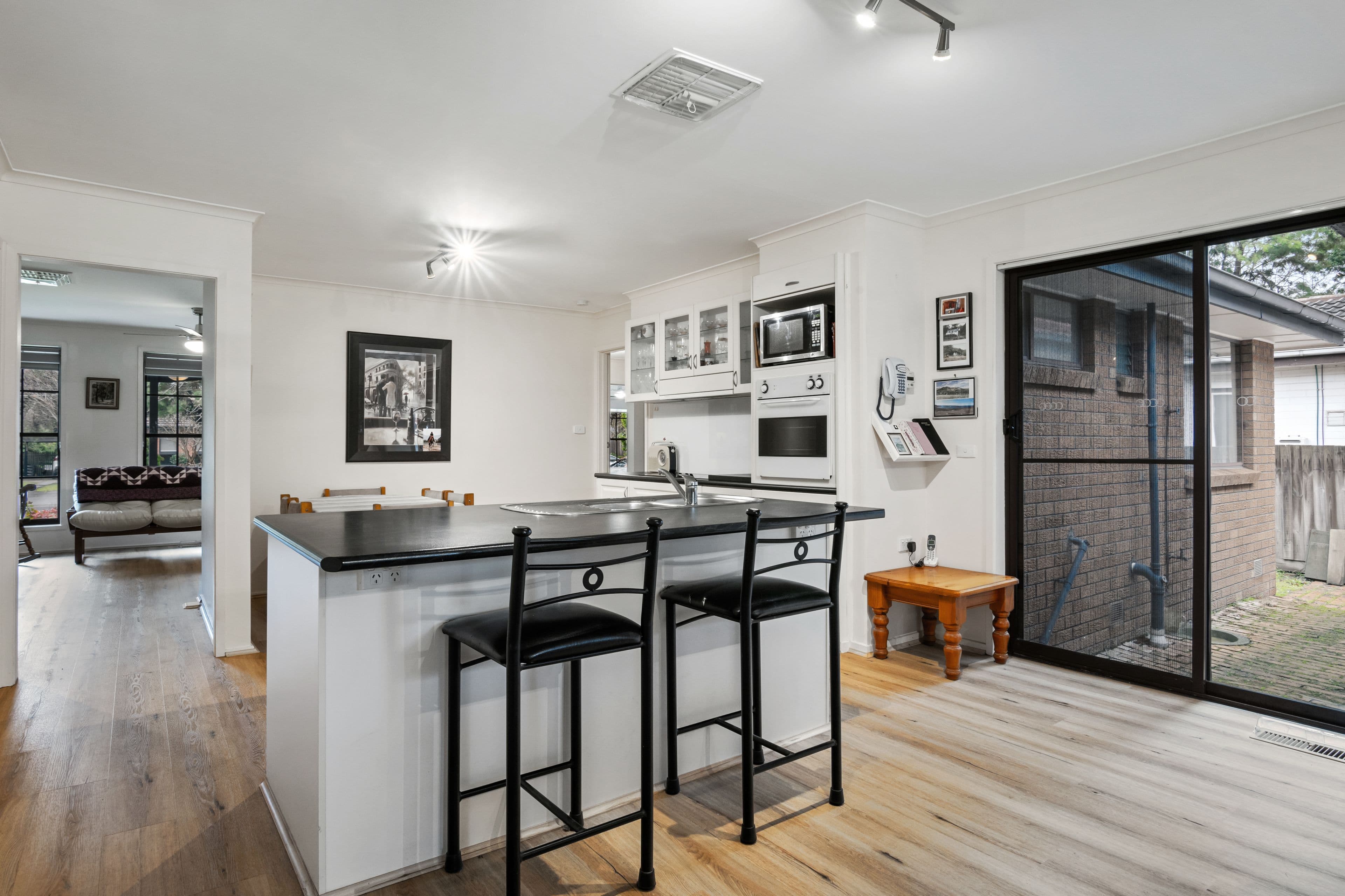 11 Venetian Court, Croydon VIC 3136, Croydon - Thumbnail 2
