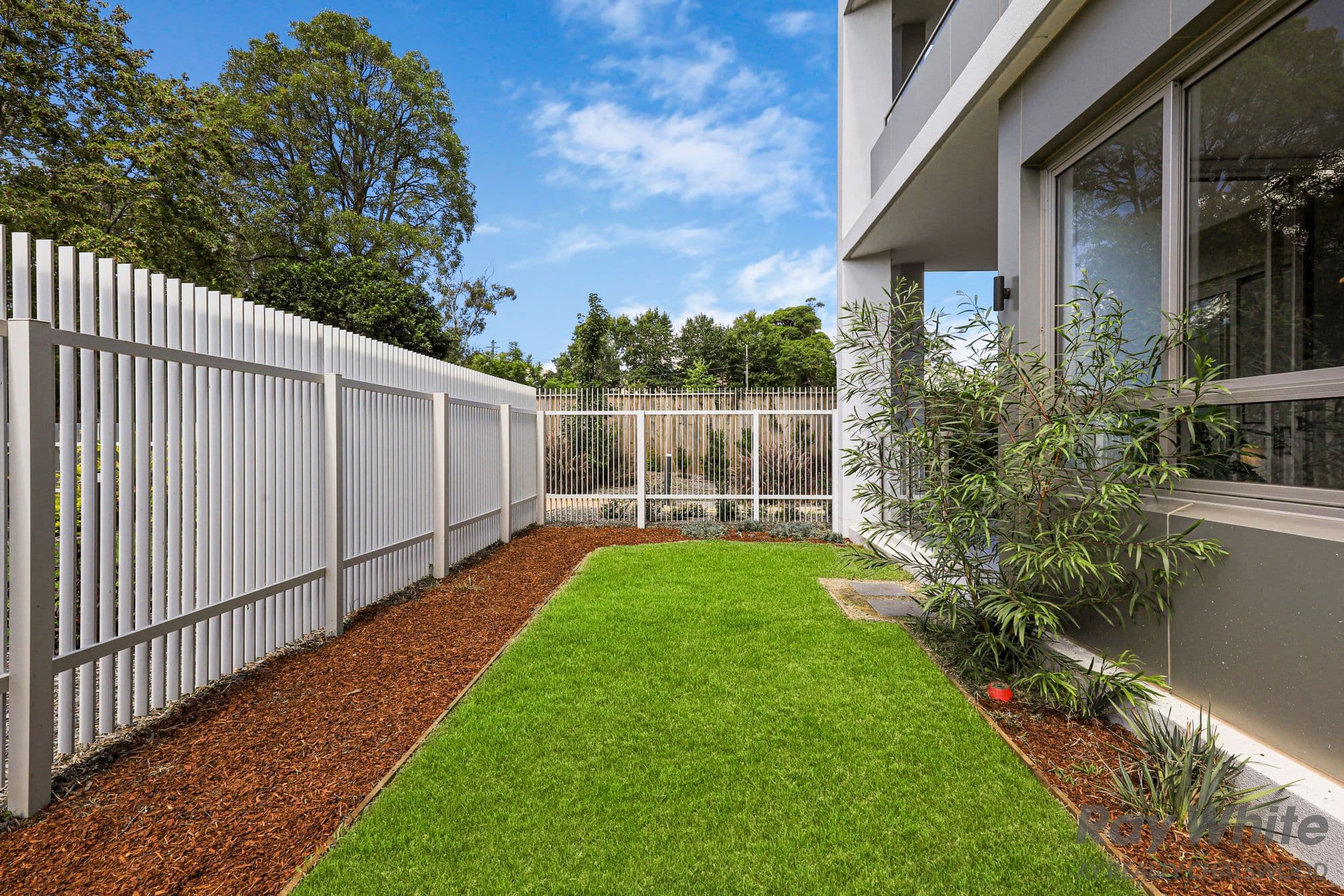 10 Gilroy Road, Turramurra NSW 2074, Turramurra - Thumbnail 2
