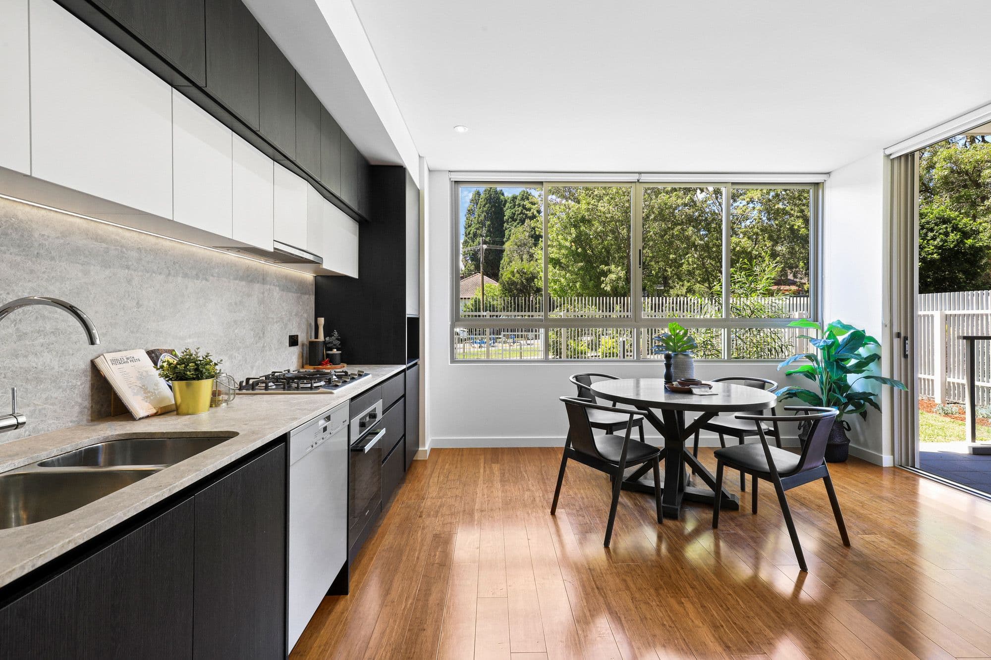 10 Gilroy Road, Turramurra NSW 2074, Turramurra - Thumbnail 3