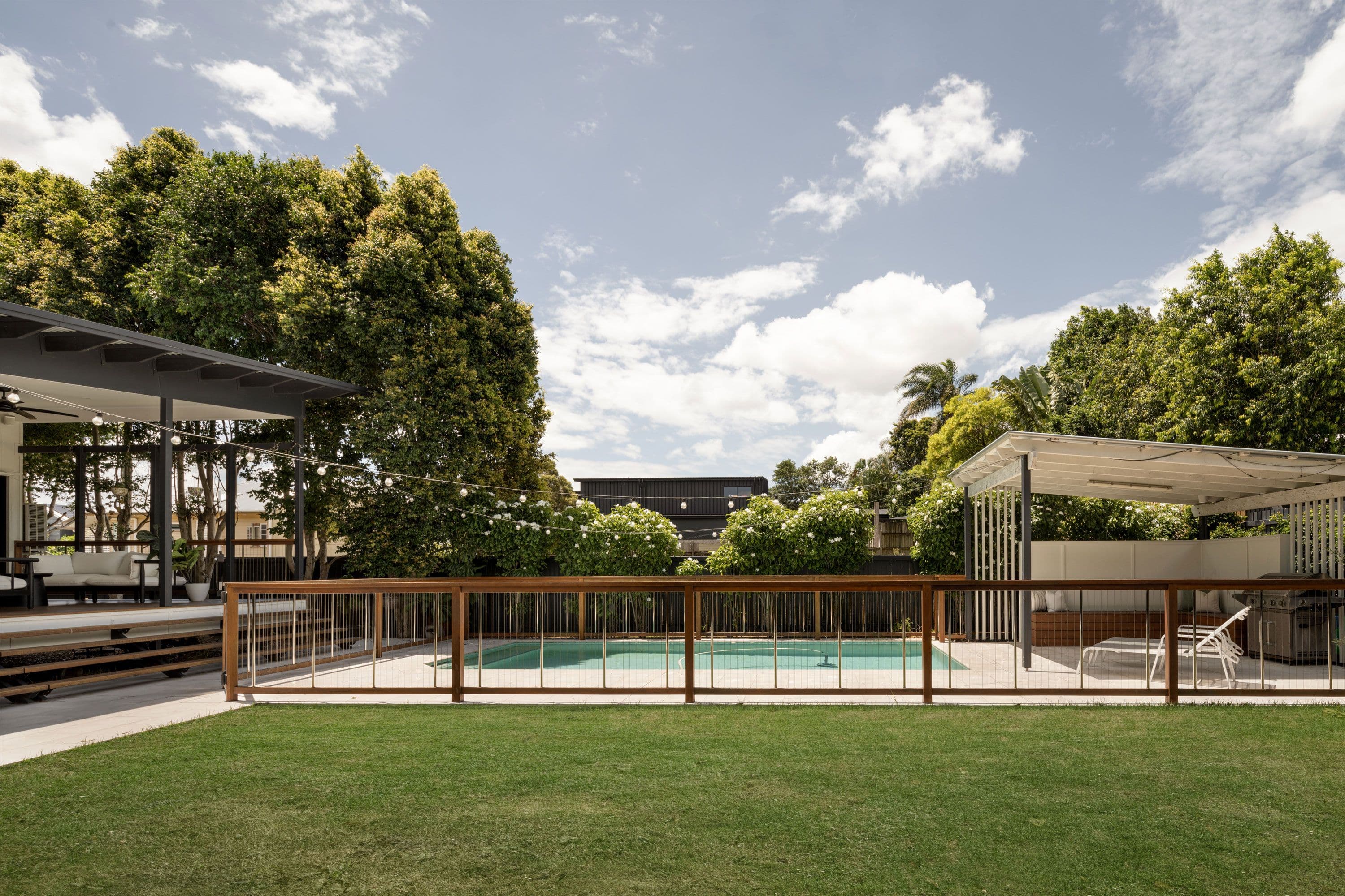 37 Coutts Street, Bulimba QLD 4171, Bulimba - Thumbnail 2