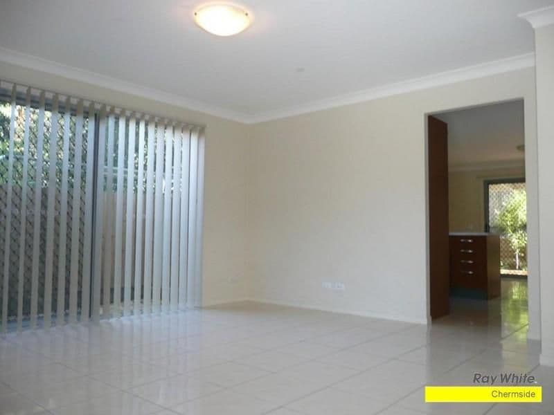 12 Yaralla Street, CHERMSIDE QLD 4032, Chermside - Thumbnail 2