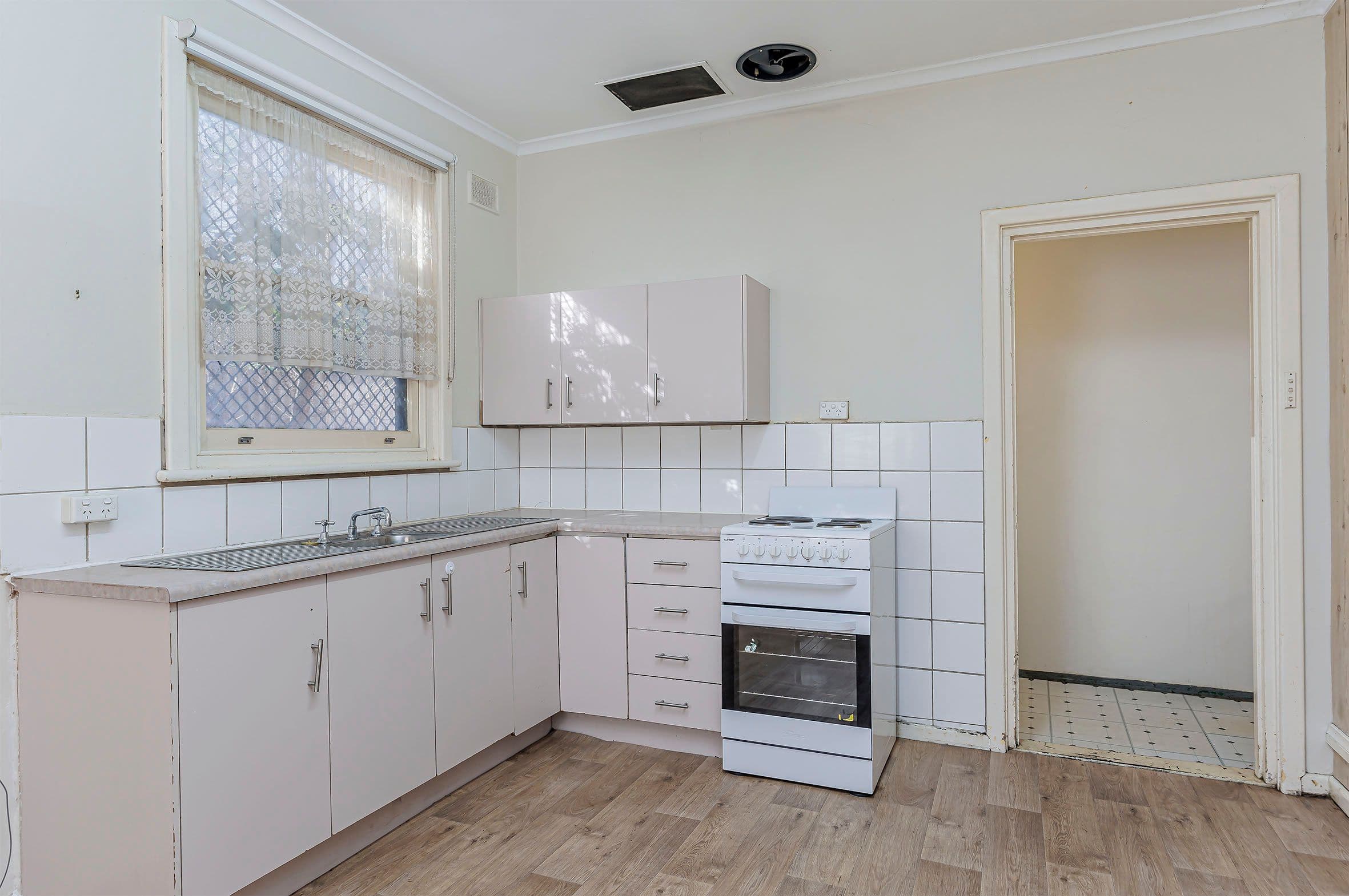 14 Woodfalls Road, Elizabeth Vale SA 5112, Elizabeth Vale - Thumbnail 5