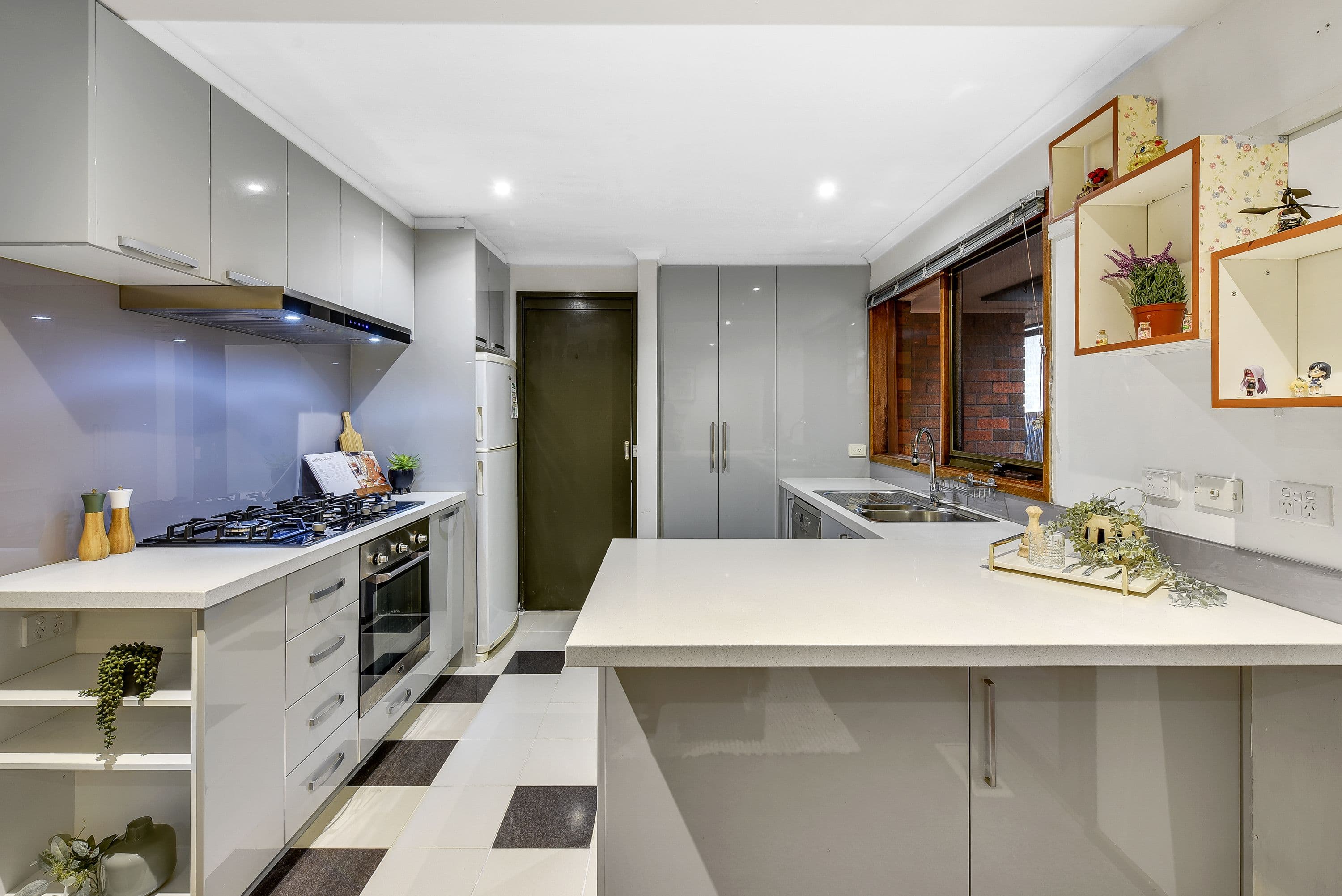 20 Renshaw Street, Doncaster East VIC 3109, Doncaster East - Image 1