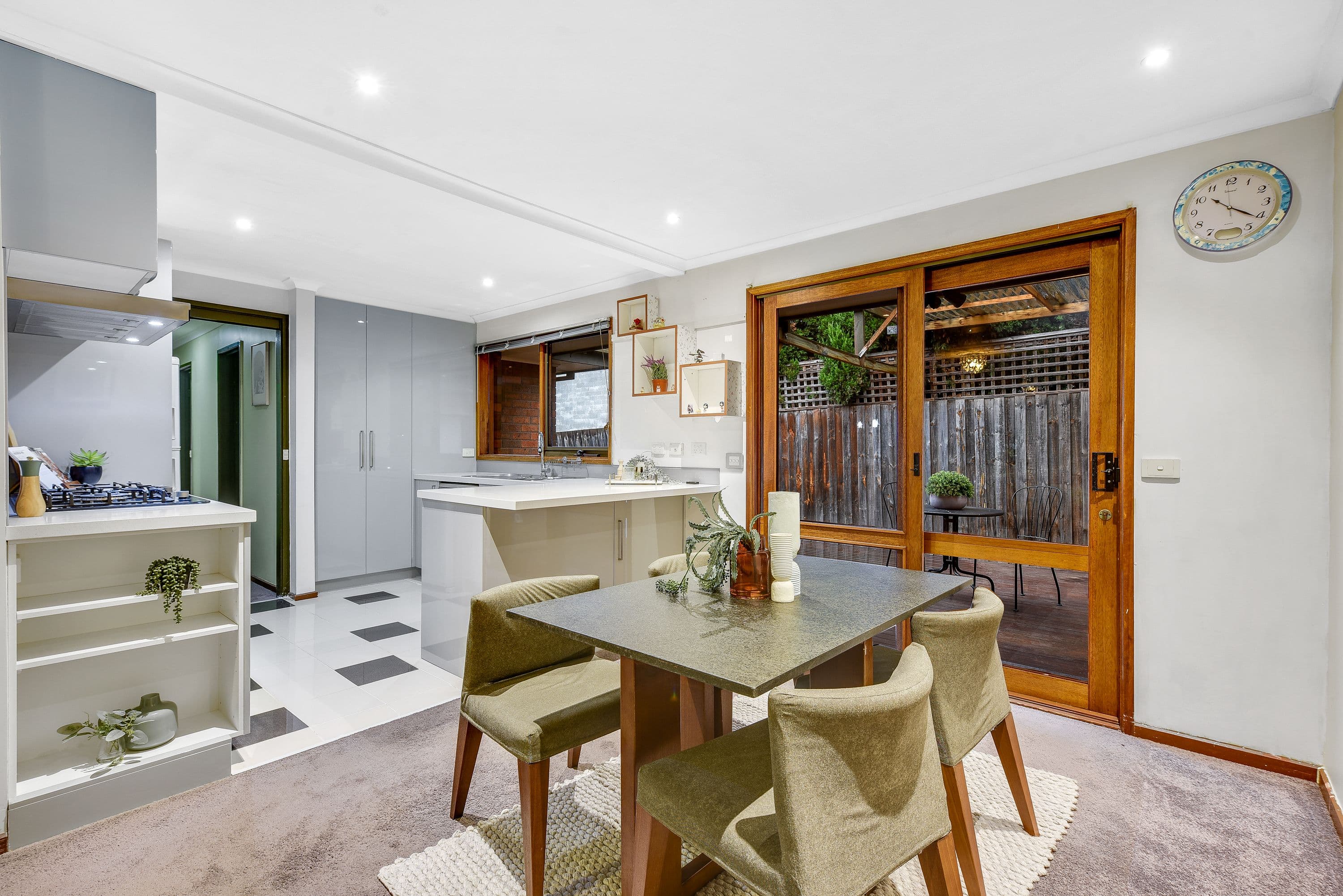20 Renshaw Street, Doncaster East VIC 3109, Doncaster East - Thumbnail 3