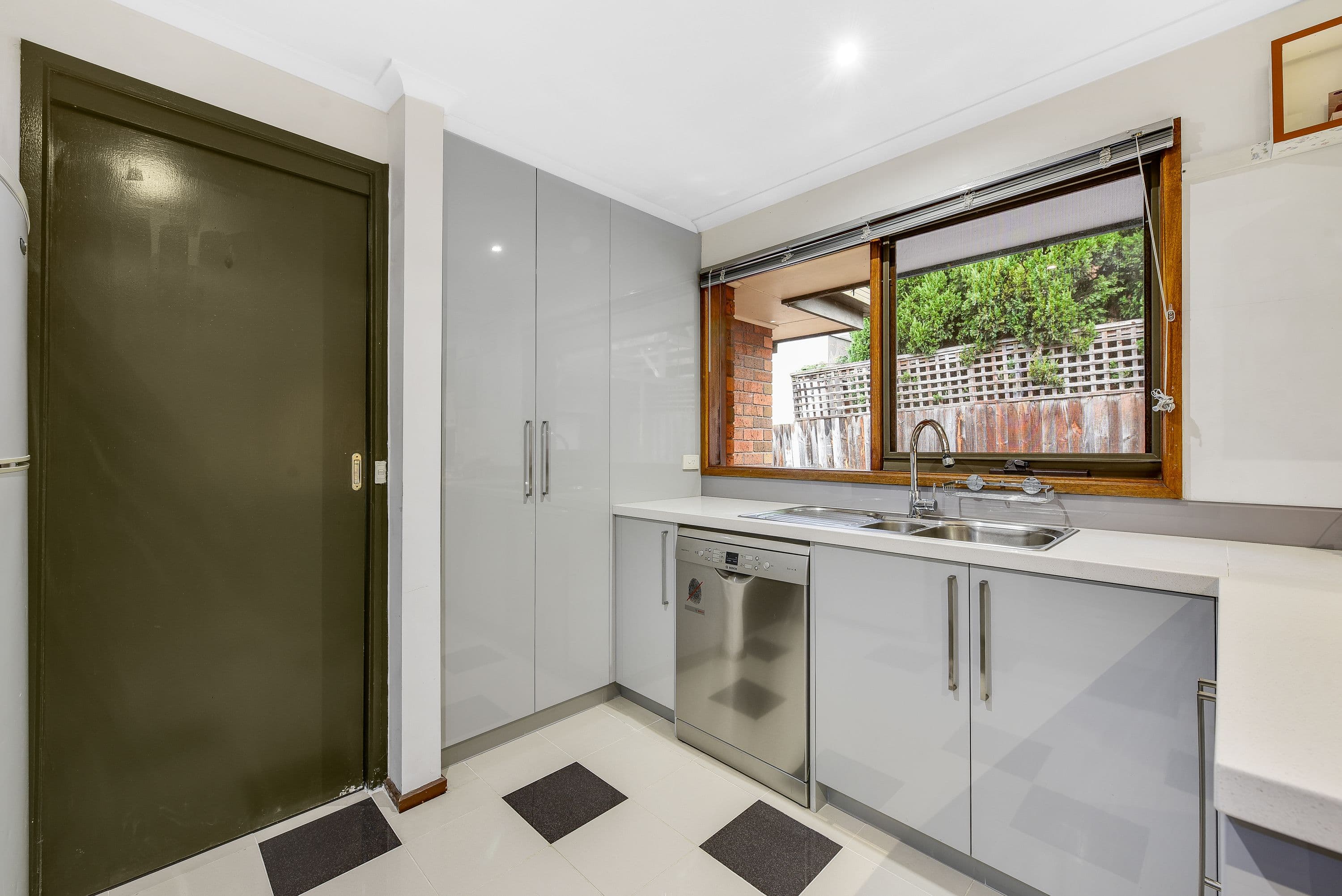 20 Renshaw Street, Doncaster East VIC 3109, Doncaster East - Thumbnail 4