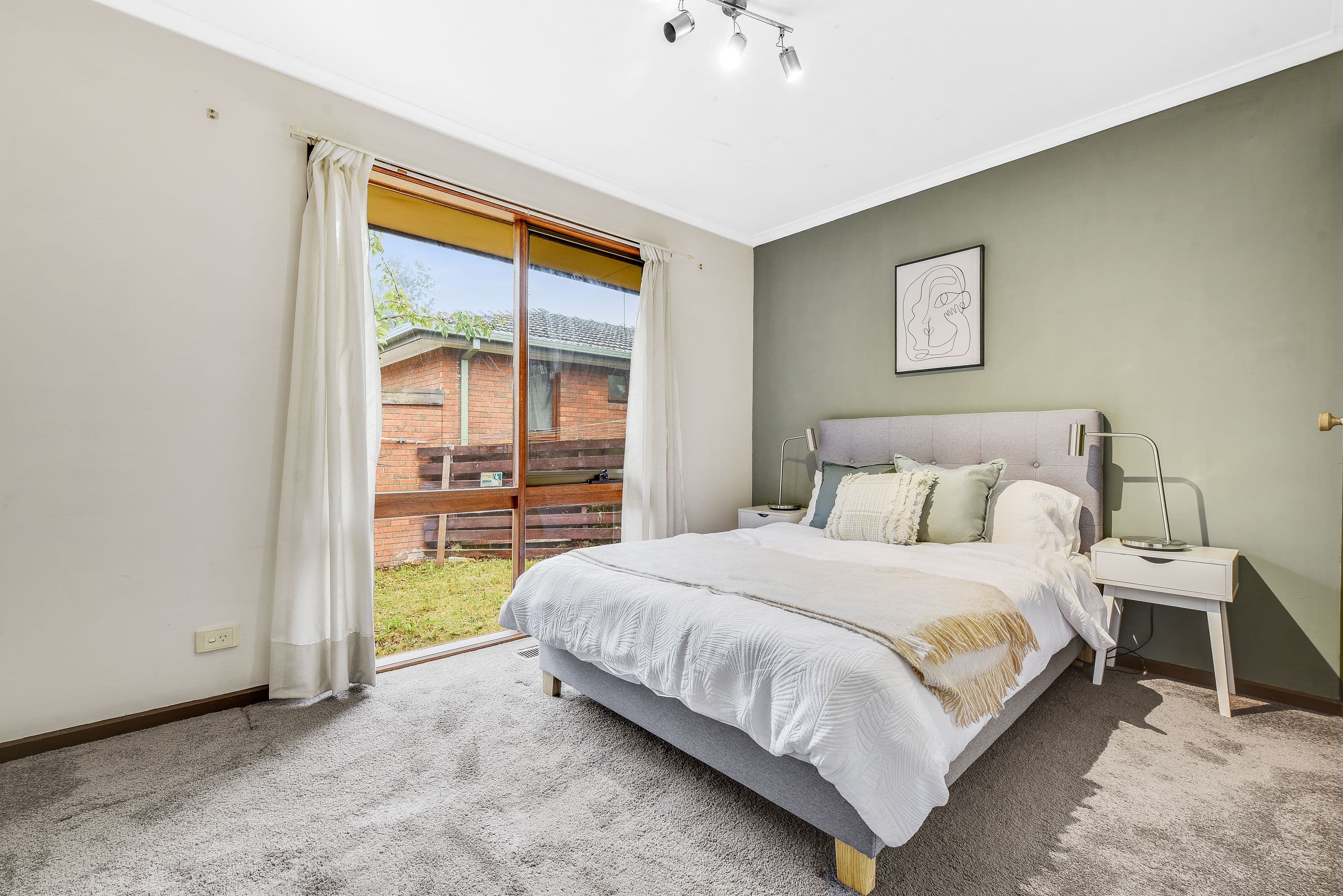 20 Renshaw Street, Doncaster East VIC 3109, Doncaster East - Thumbnail 7