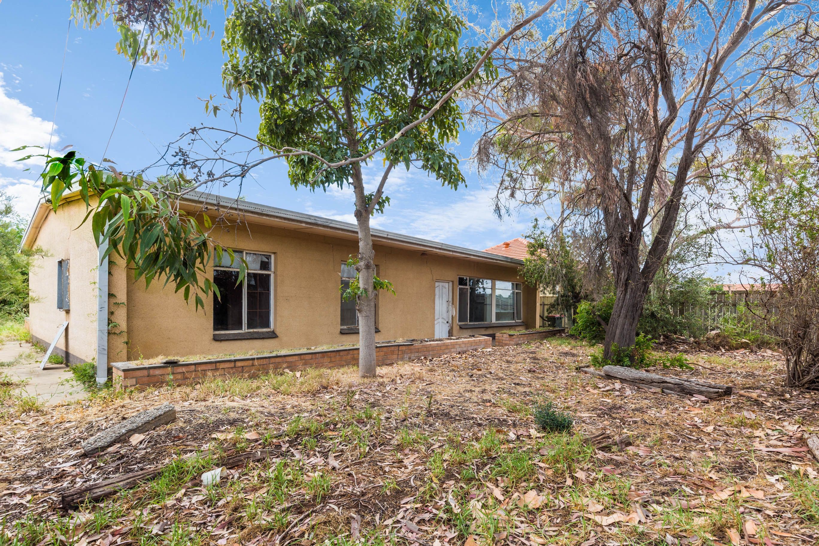 17 Quinlivan Road, Pooraka SA 5095, Pooraka - Image 1
