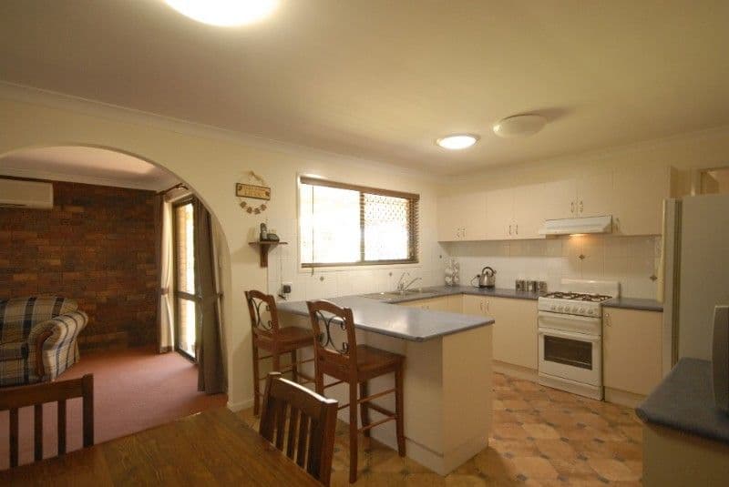7 Ansett Court, WILSONTON QLD 4350, Wilsonton - Thumbnail 2