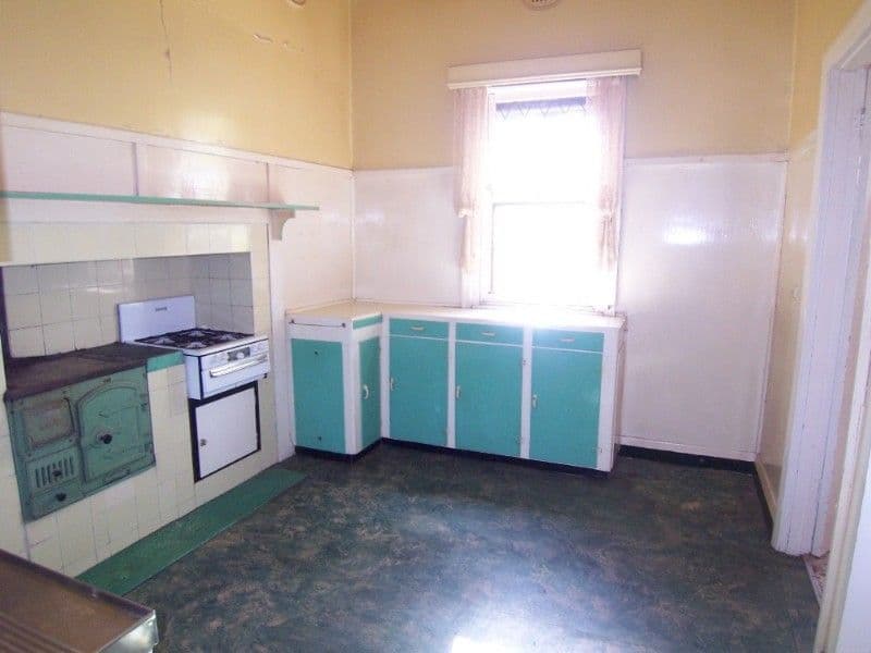 8 Skene Street, BENDIGO VIC 3550, Bendigo - Thumbnail 3