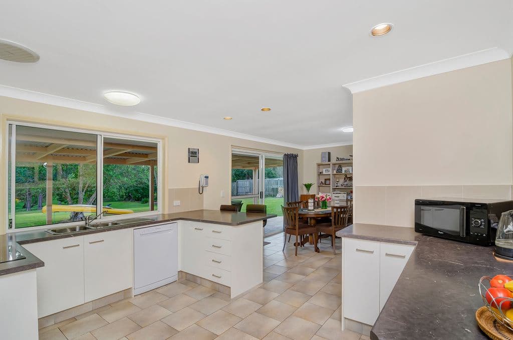 74 Coorabin Court, TALLEBUDGERA QLD 4228, Tallebudgera - Thumbnail 8