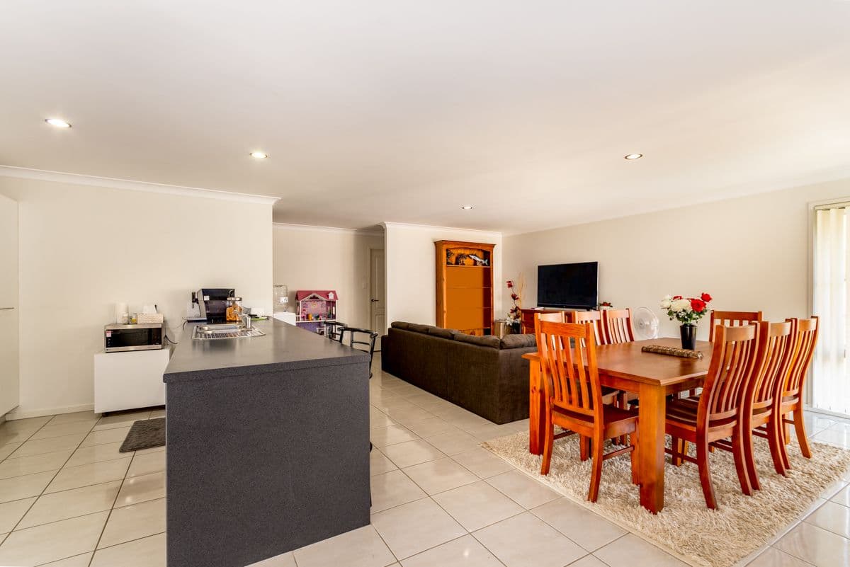 7 Lunar Court, Morayfield QLD 4506, Morayfield - Thumbnail 2