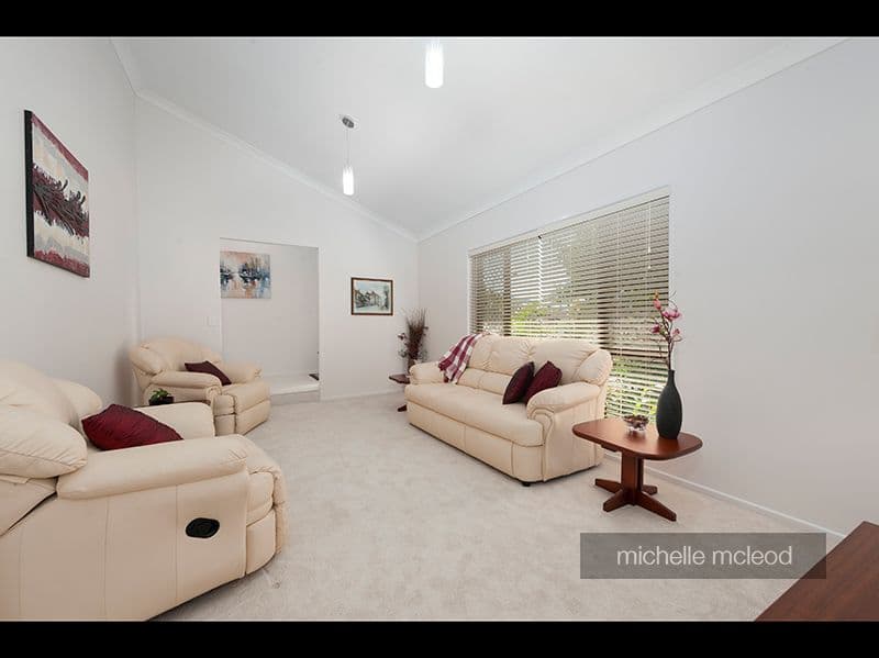 35 Morningview Street, Chapel Hill QLD 4069, Chapel Hill - Thumbnail 2
