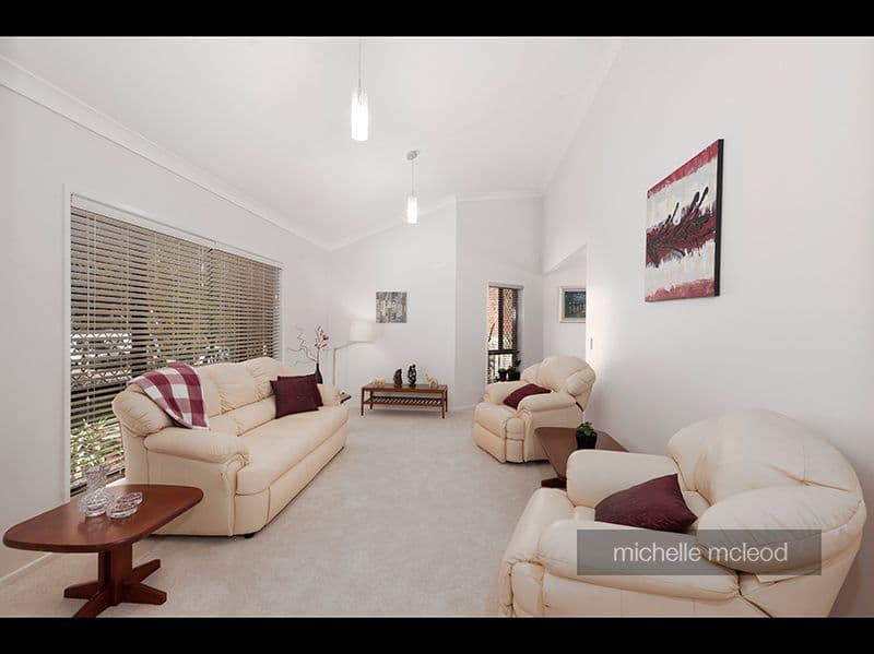 35 Morningview Street, Chapel Hill QLD 4069, Chapel Hill - Thumbnail 3