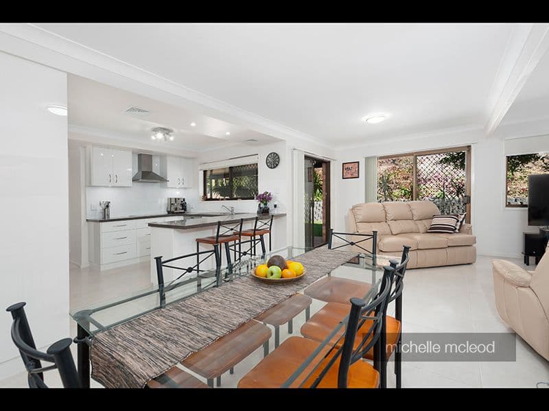 35 Morningview Street, Chapel Hill QLD 4069, Chapel Hill - Thumbnail 6